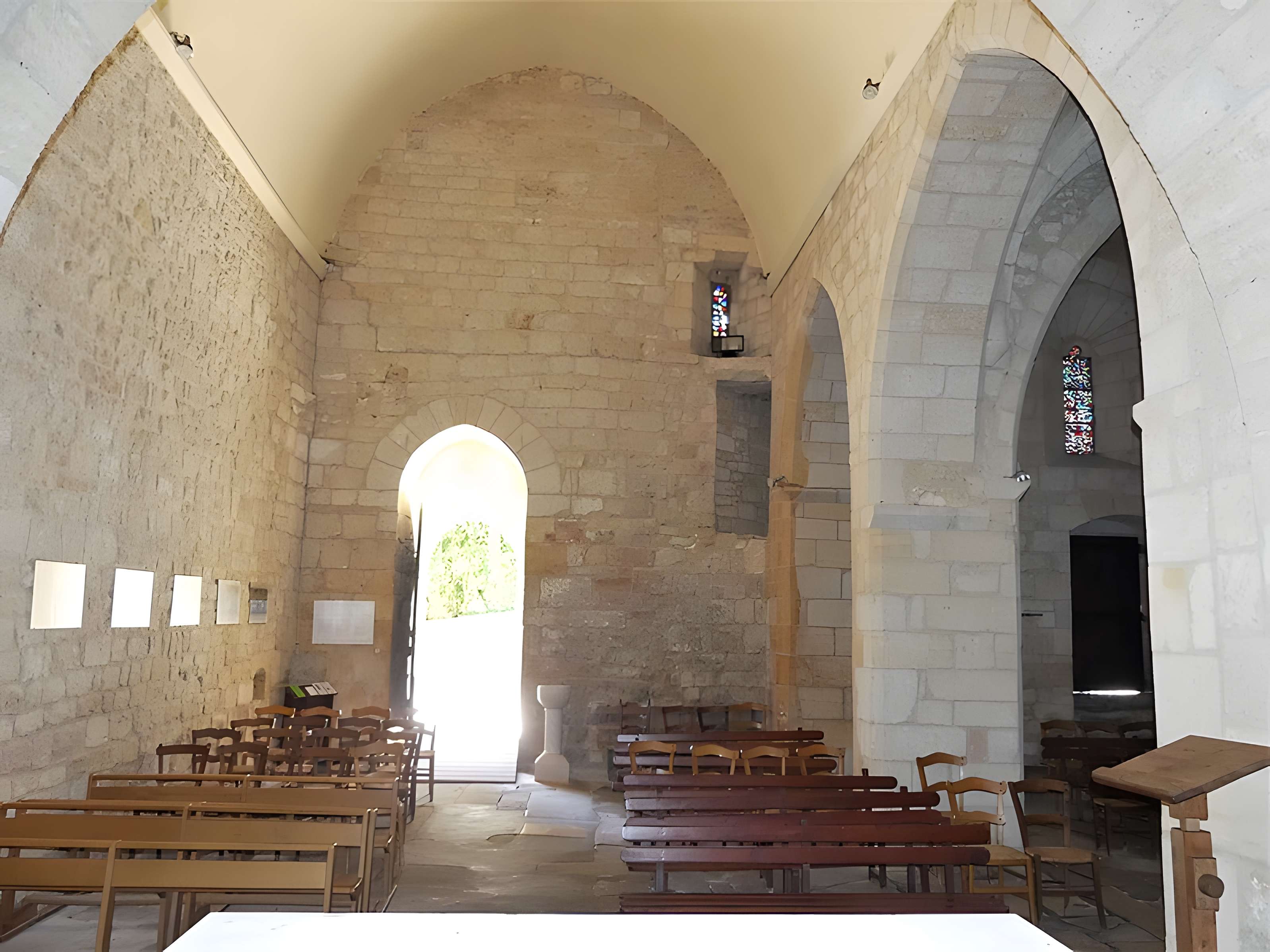 Église Saint-Pierre-ès-Liens de Calviac-en-Périgord