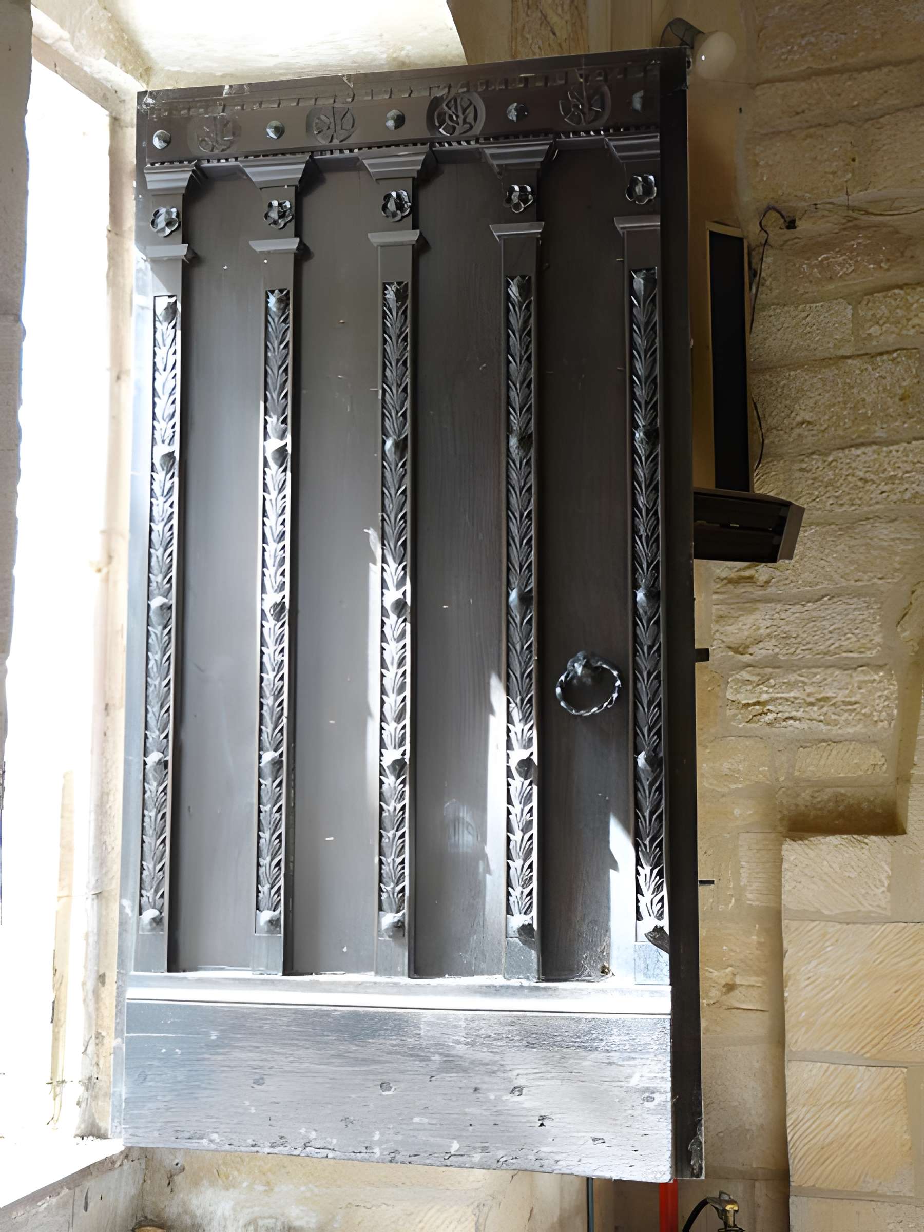 Église Saint-Pierre-ès-Liens de Calviac-en-Périgord