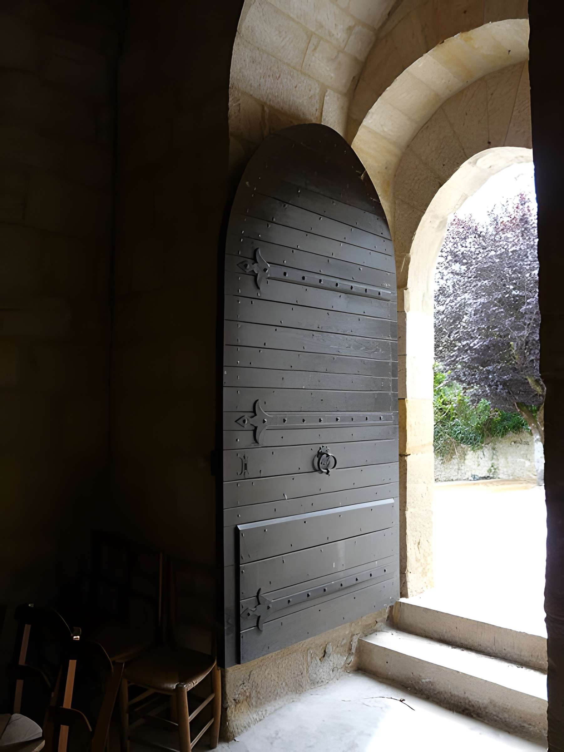 Église Saint-Pierre-ès-Liens de Calviac-en-Périgord