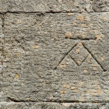 Église Saint-Pierre-ès-Liens de Colonzelle