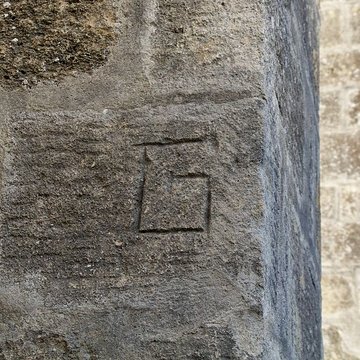 Église Saint-Pierre-ès-Liens de Colonzelle