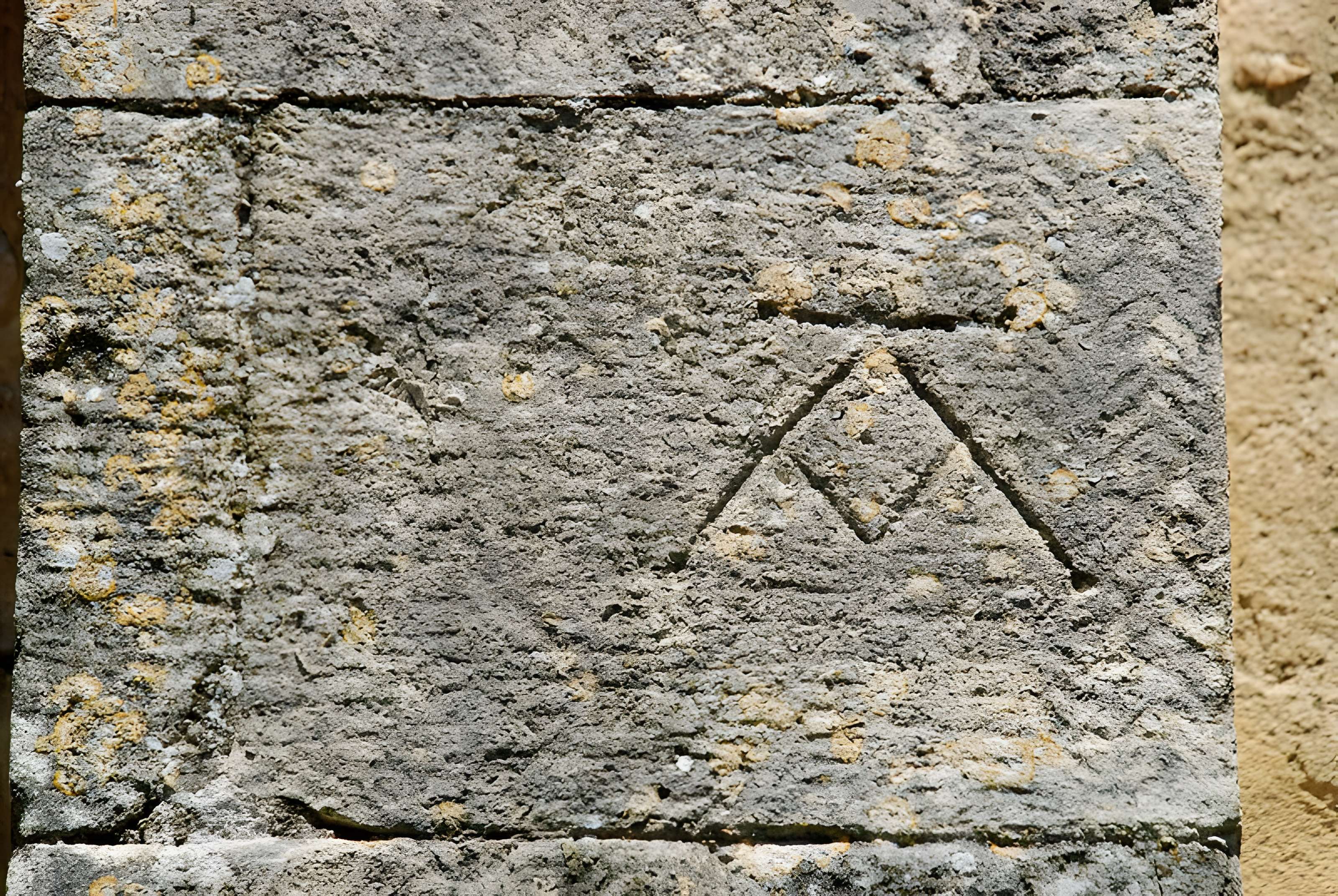 Église Saint-Pierre-ès-Liens de Colonzelle