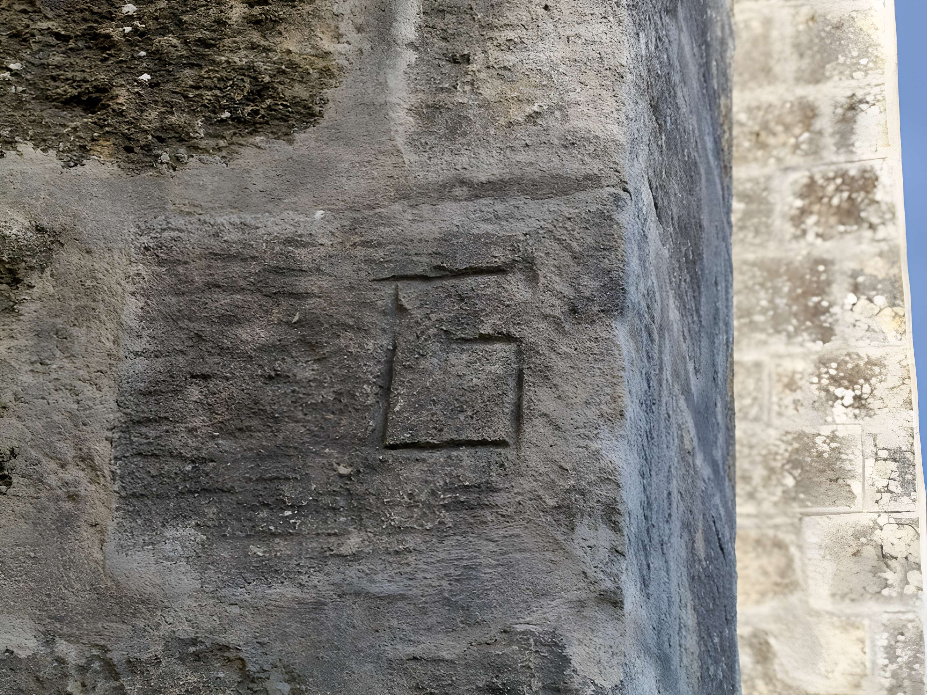 Église Saint-Pierre-ès-Liens de Colonzelle