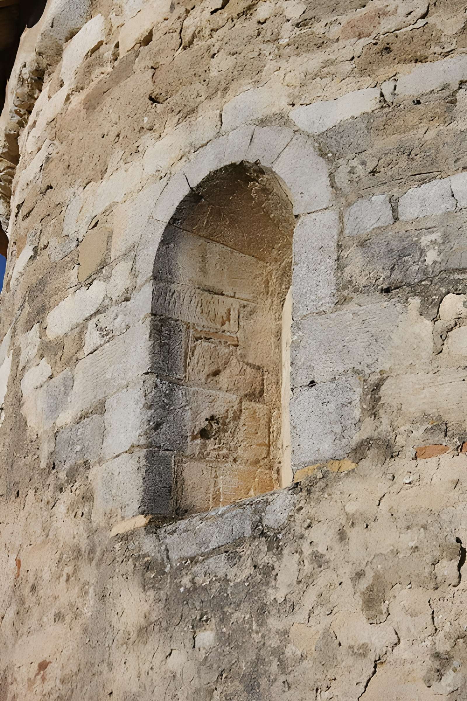 Église Saint-Pierre-ès-Liens de Colonzelle