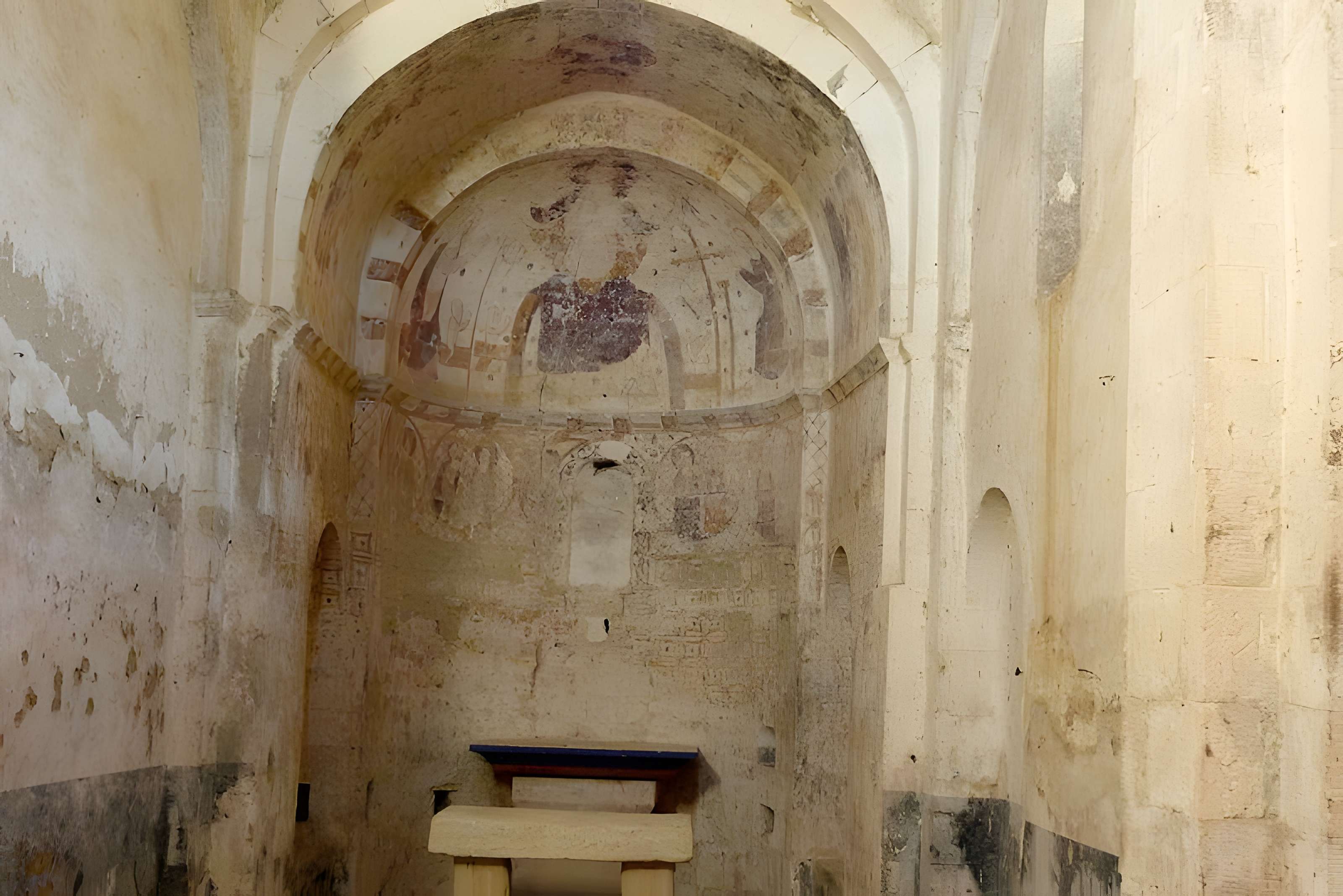 Église Saint-Pierre-ès-Liens de Colonzelle