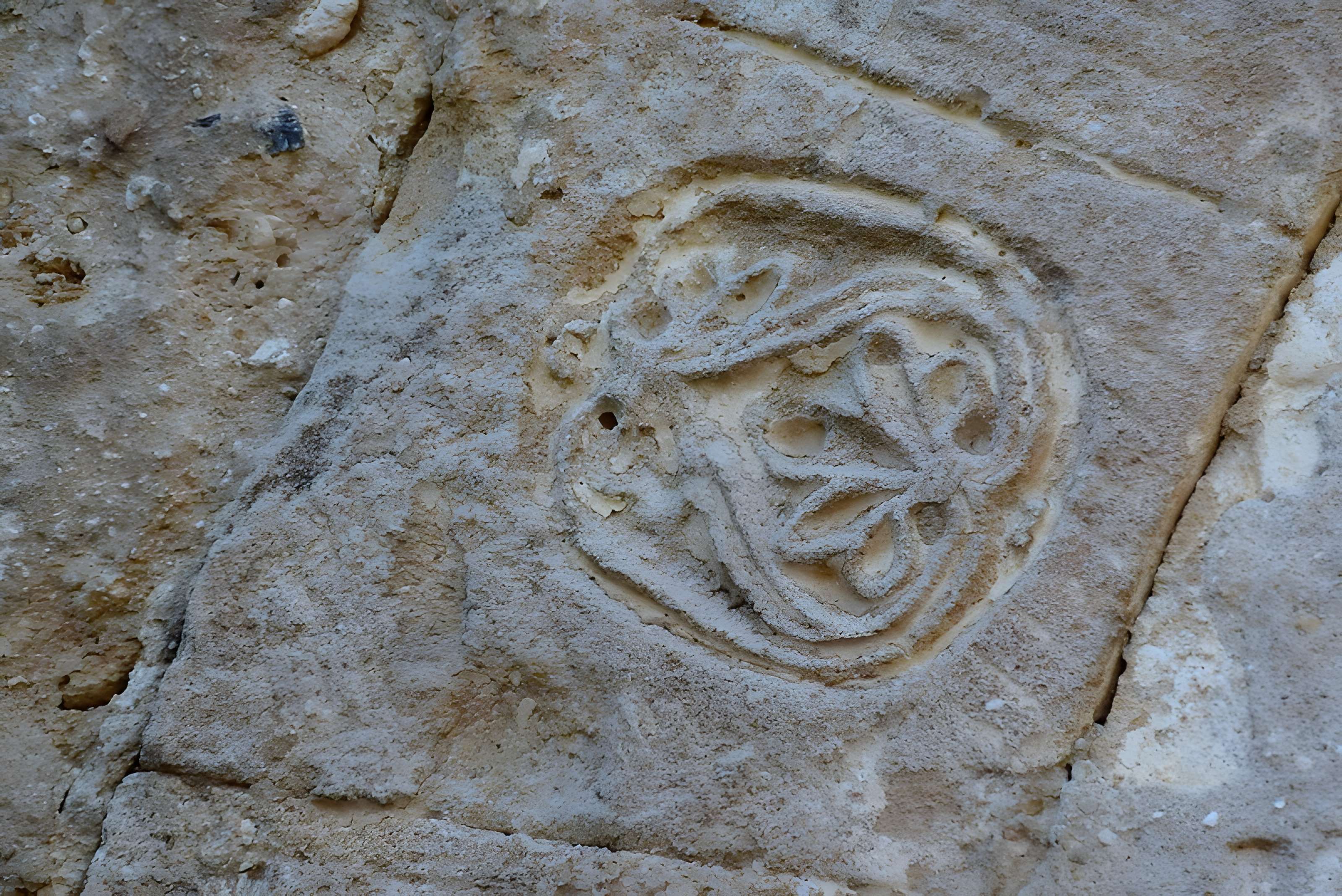 Église Saint-Pierre-ès-Liens de Colonzelle