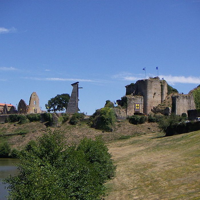 Photo de Château de Tiffauges