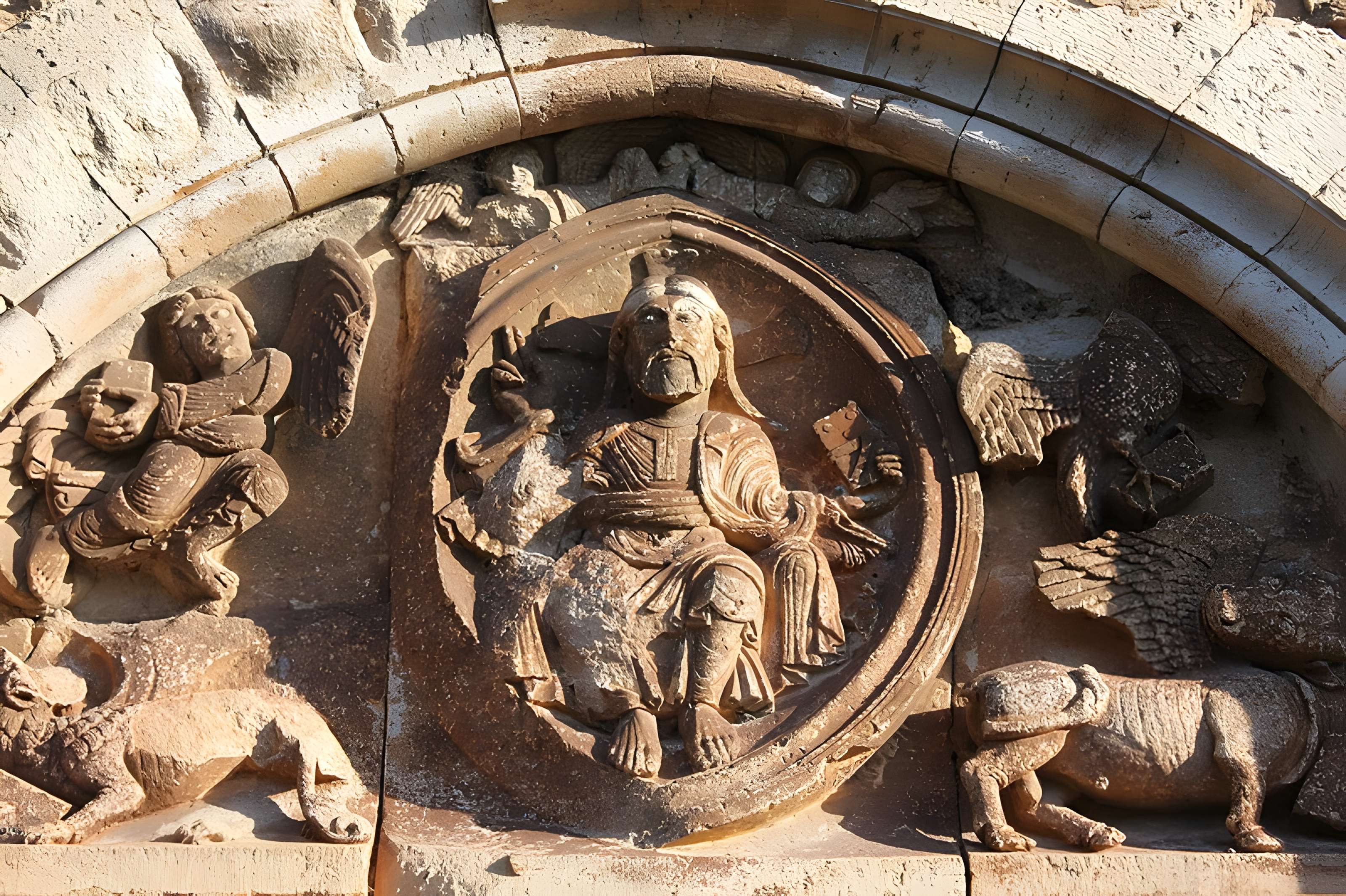 Église Saint-Pierre-ès-Liens de Goujounac