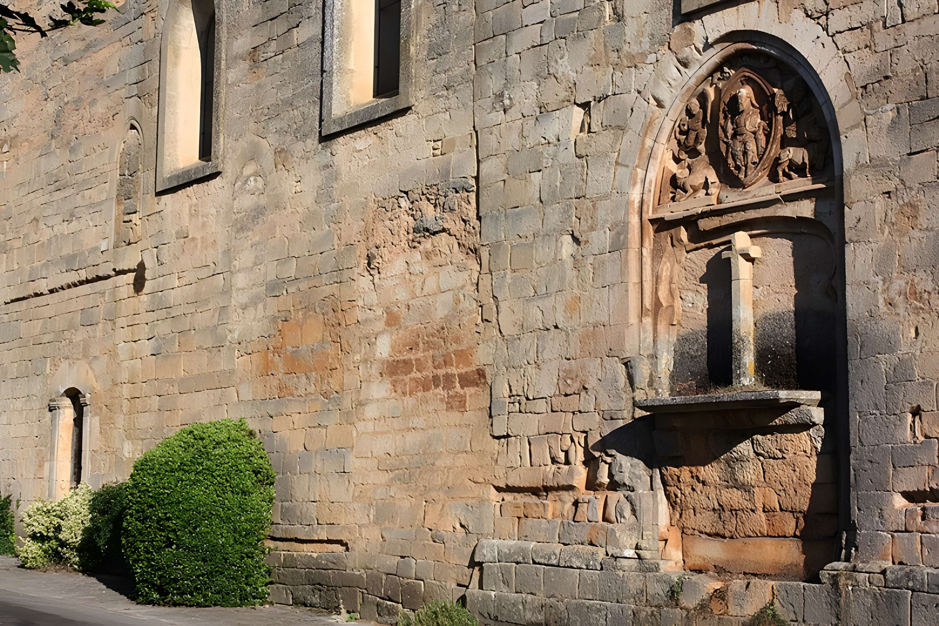 Église Saint-Pierre-ès-Liens de Goujounac