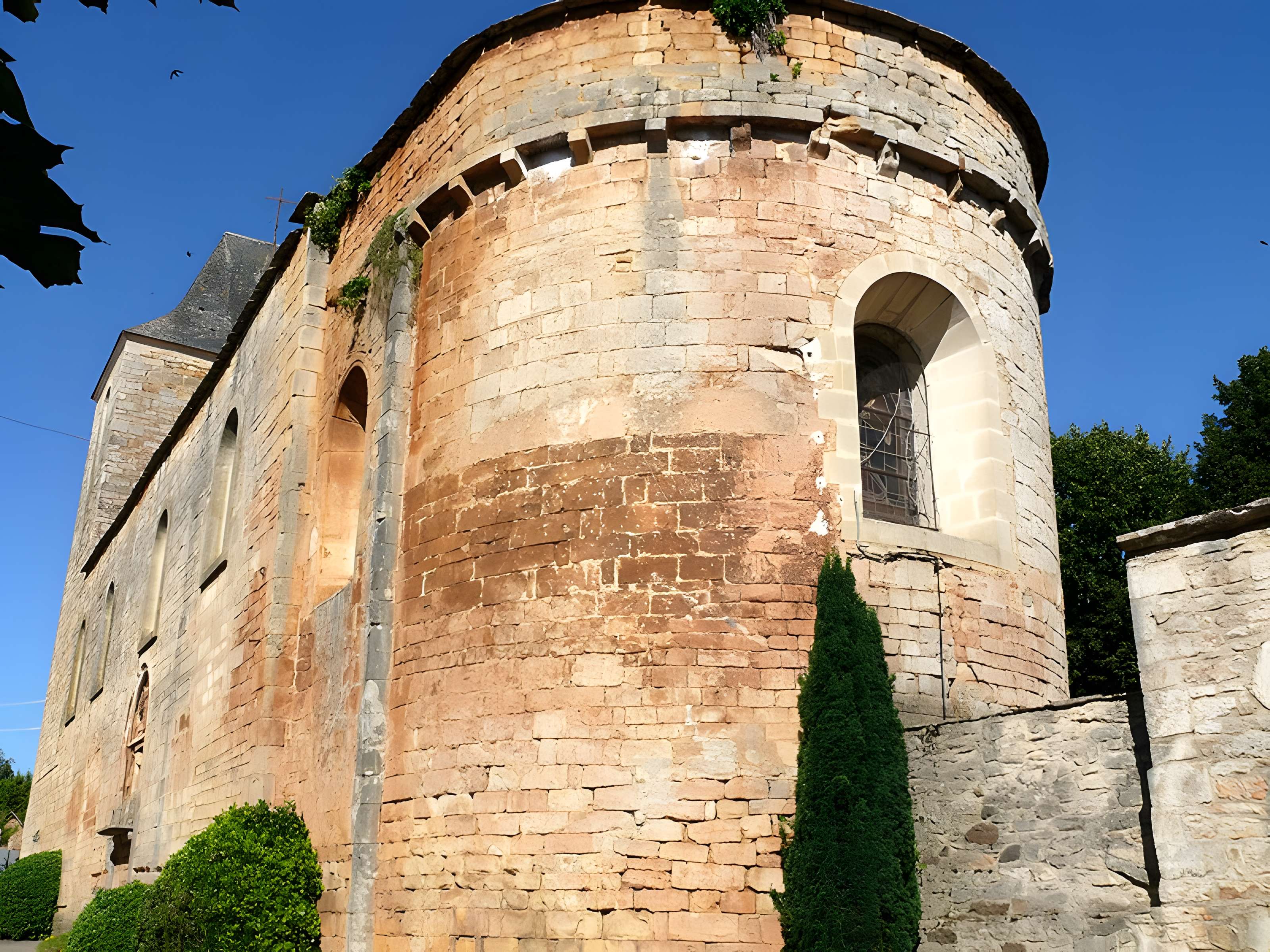 Église Saint-Pierre-ès-Liens de Goujounac