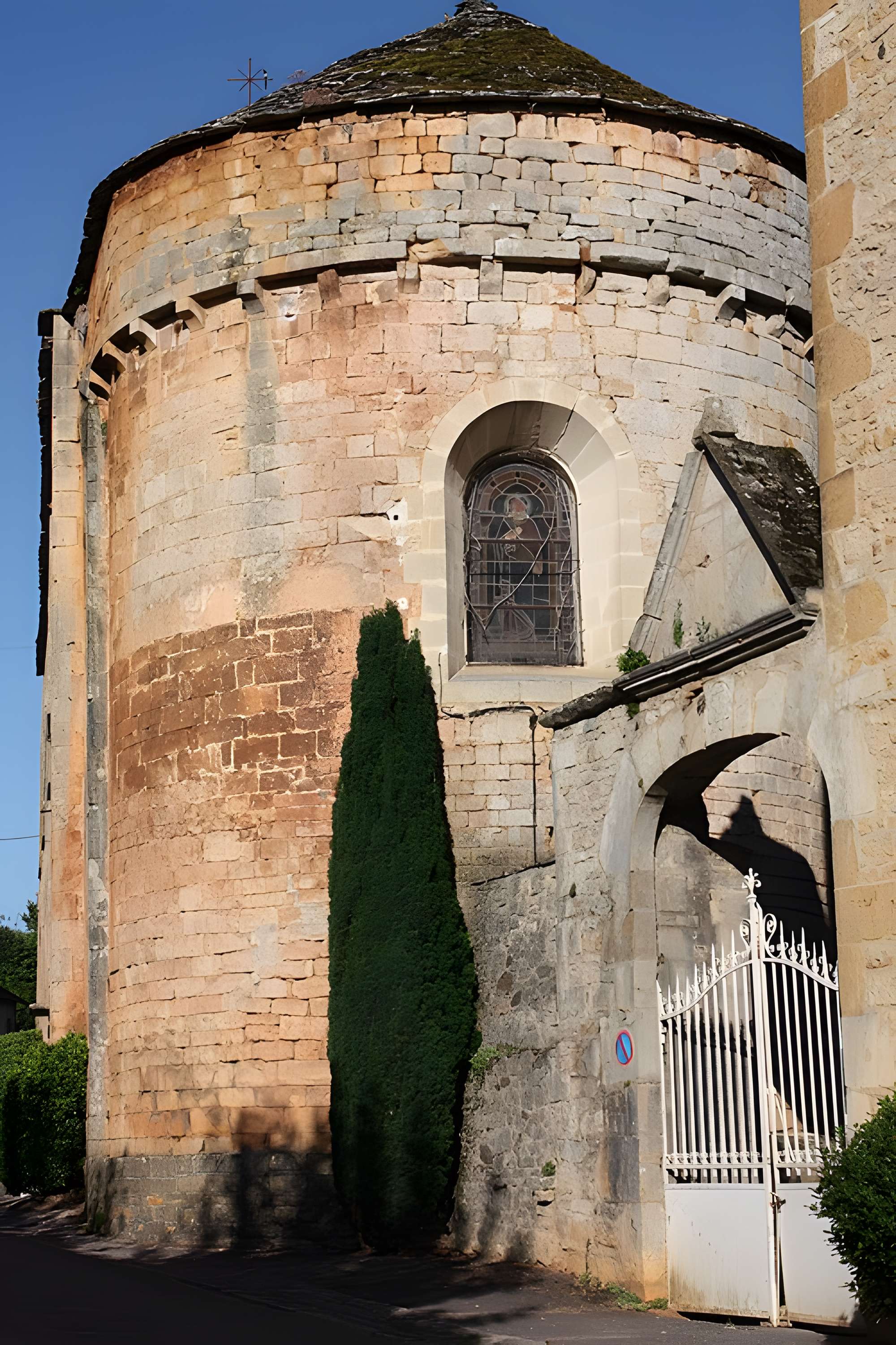 Église Saint-Pierre-ès-Liens de Goujounac