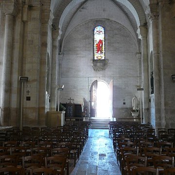 Église Saint-Pierre-ès-Liens de Montcaret