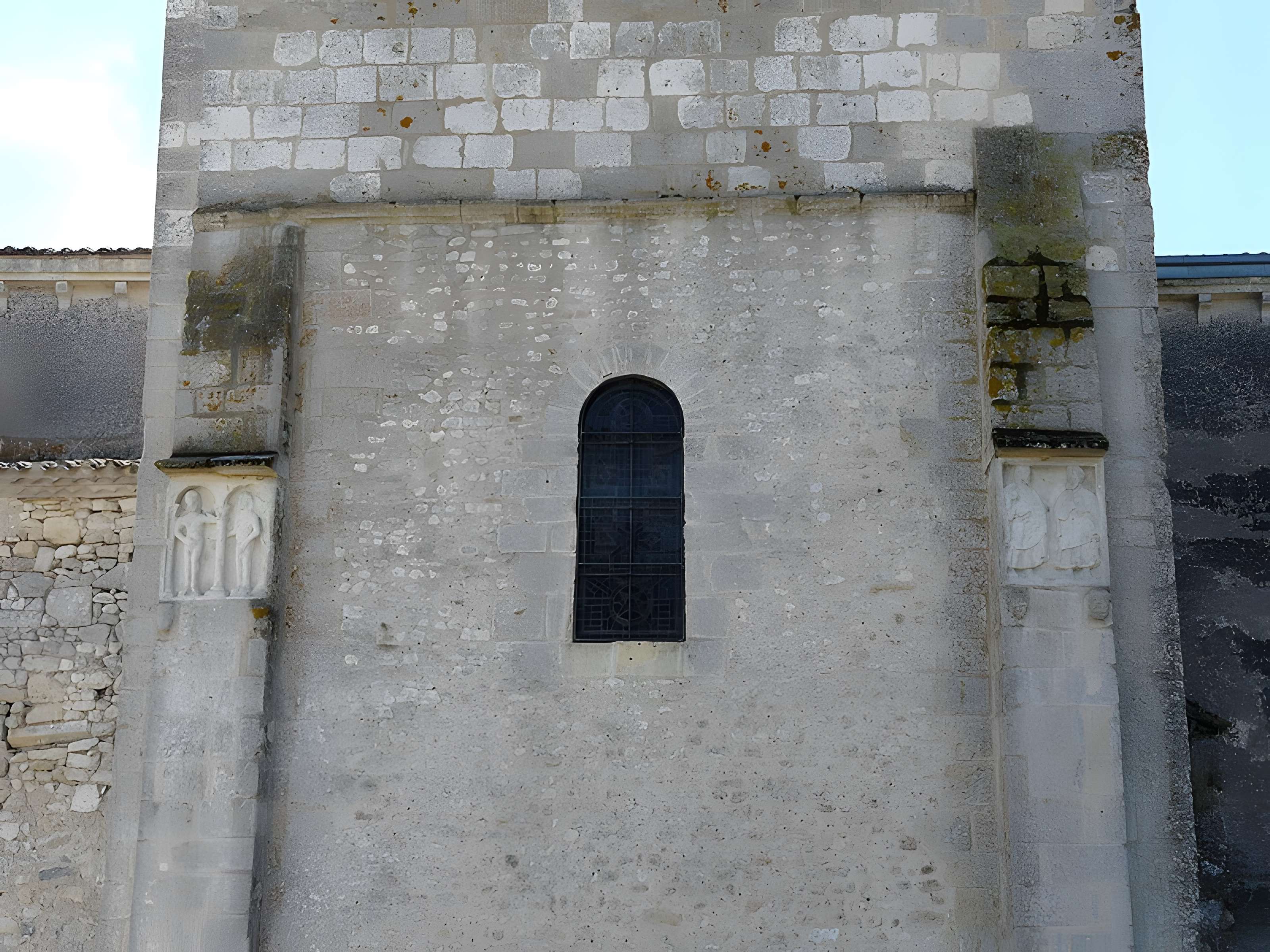 Église Saint-Pierre-ès-Liens de Montcaret