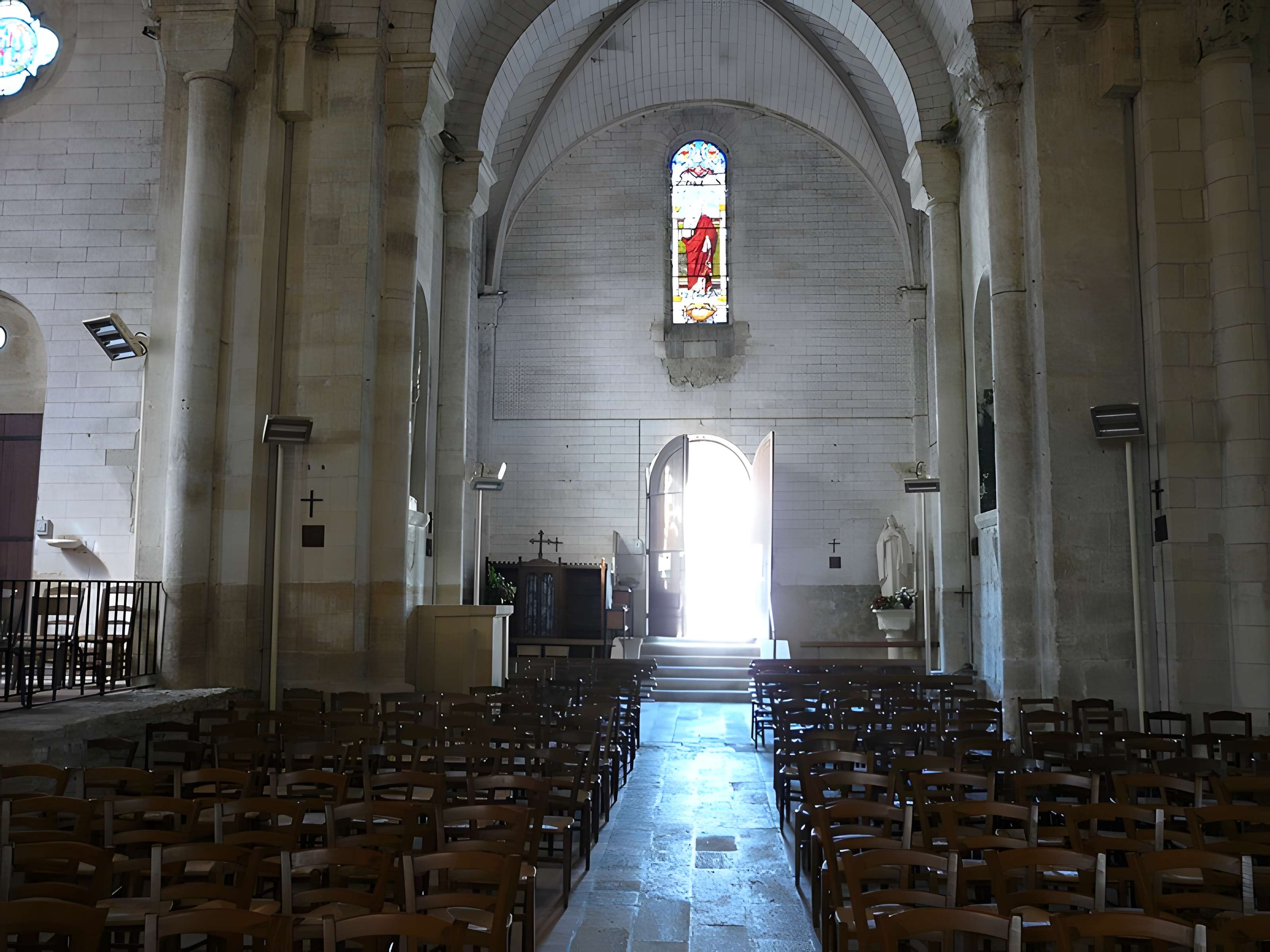 Église Saint-Pierre-ès-Liens de Montcaret