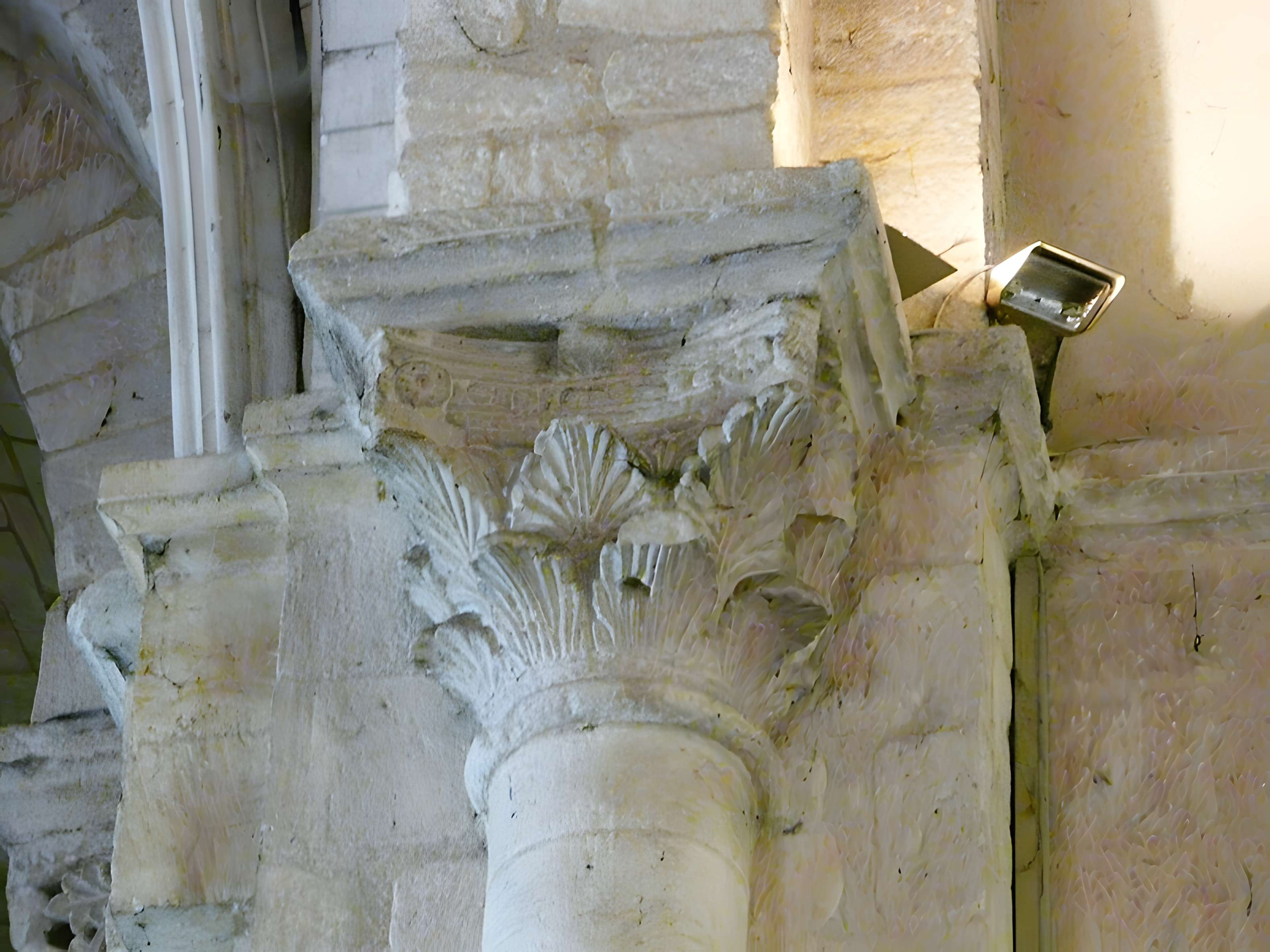 Église Saint-Pierre-ès-Liens de Montcaret