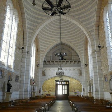 Église Saint-Pierre-ès-Liens de Montignac