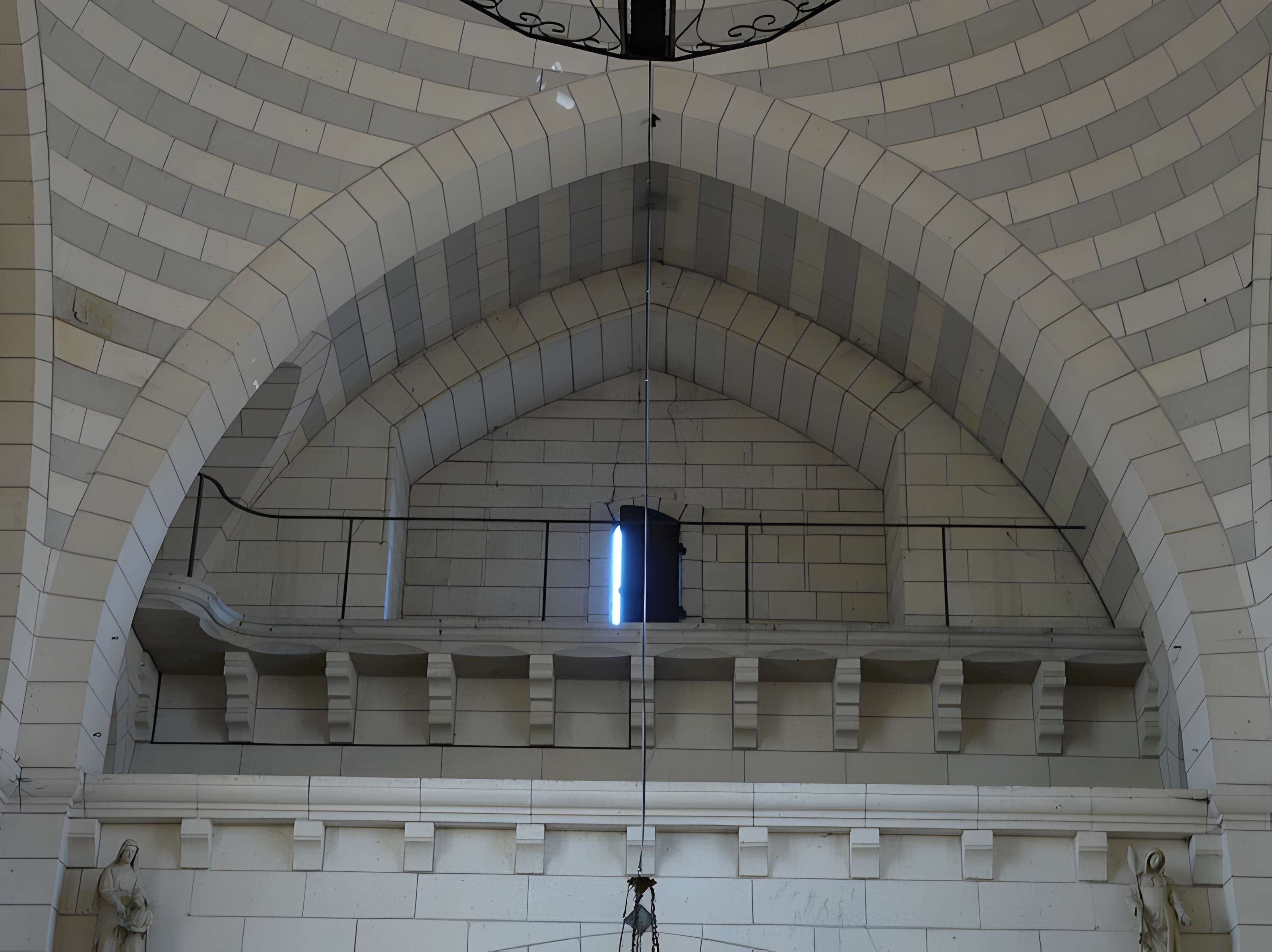 Église Saint-Pierre-ès-Liens de Montignac