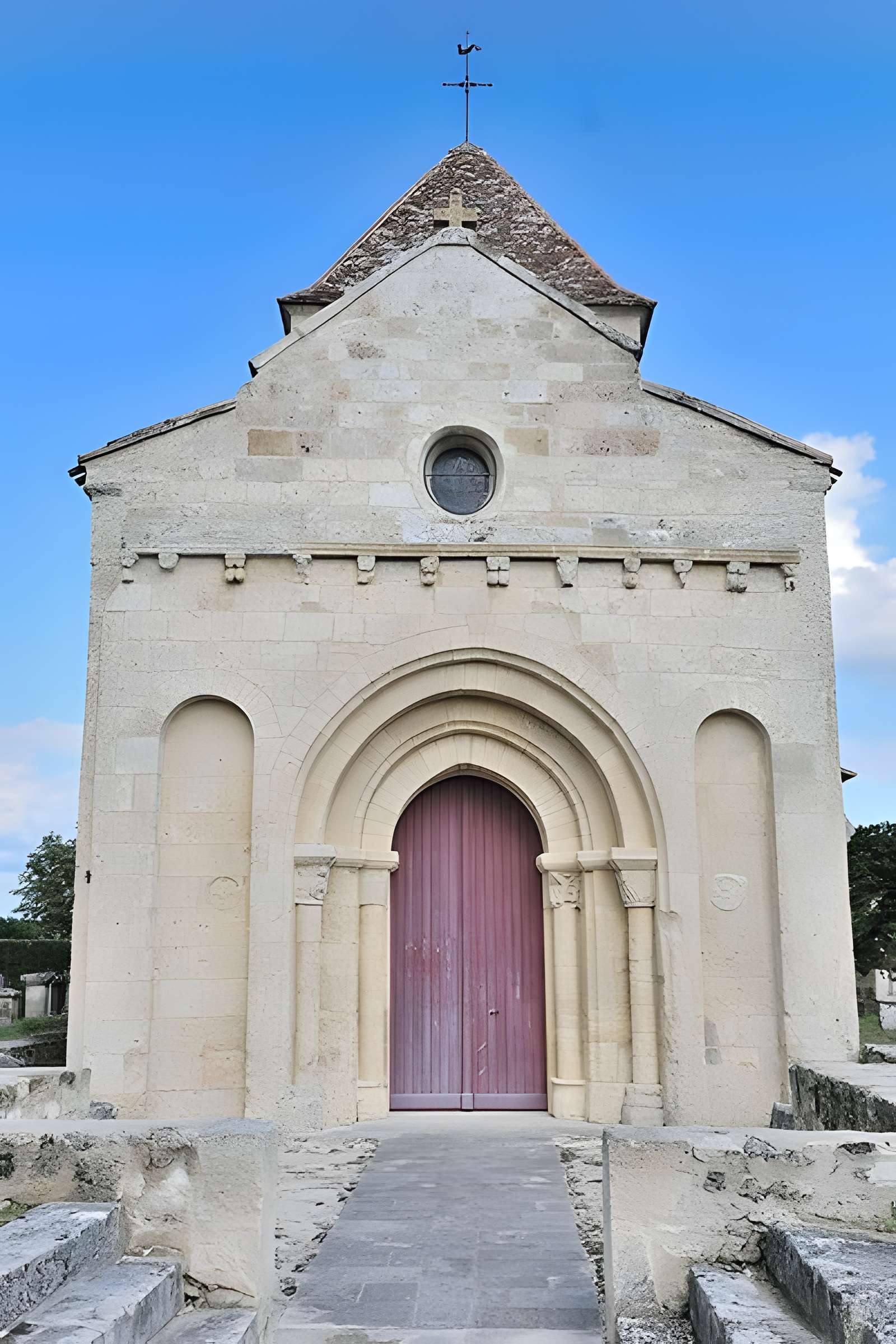 Église Saint-Pierre-ès-Liens de Montpeyroux 