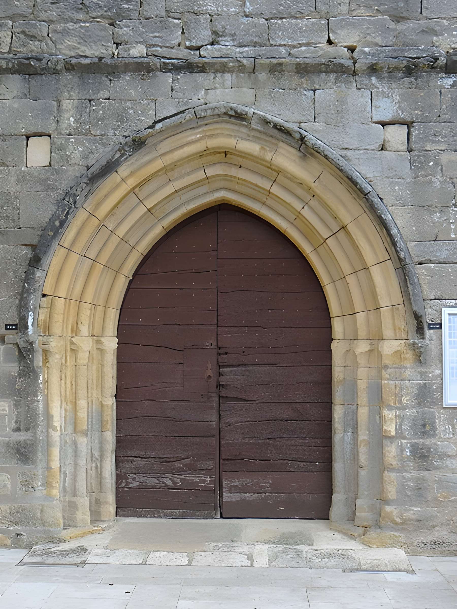 Église Saint-Pierre-ès-Liens de Paulin