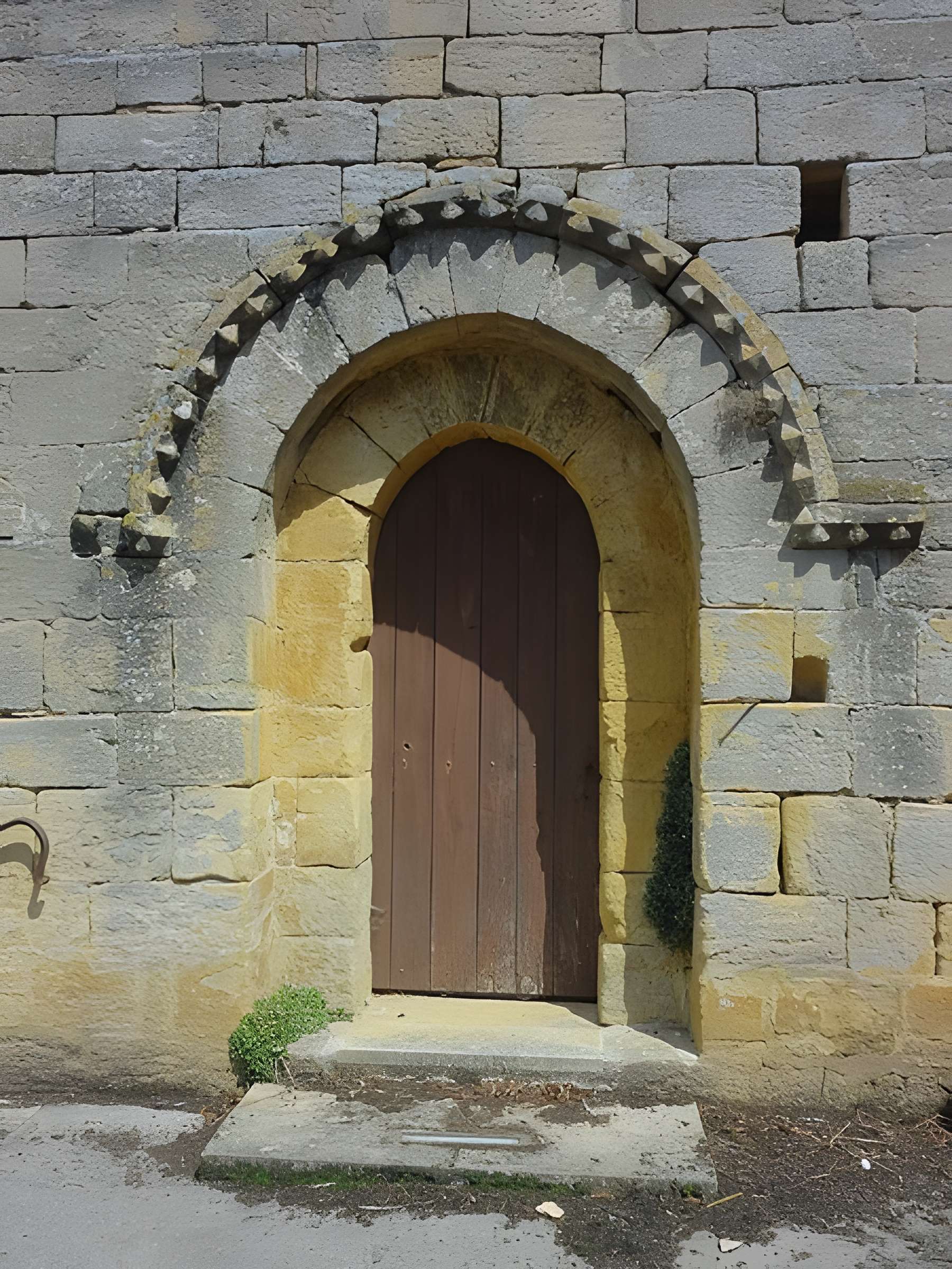 Église Saint-Pierre-ès-Liens de Paulin