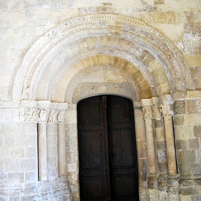 Photo de Église Saint-Pierre-ès-Liens de Pujols-sur-Ciron