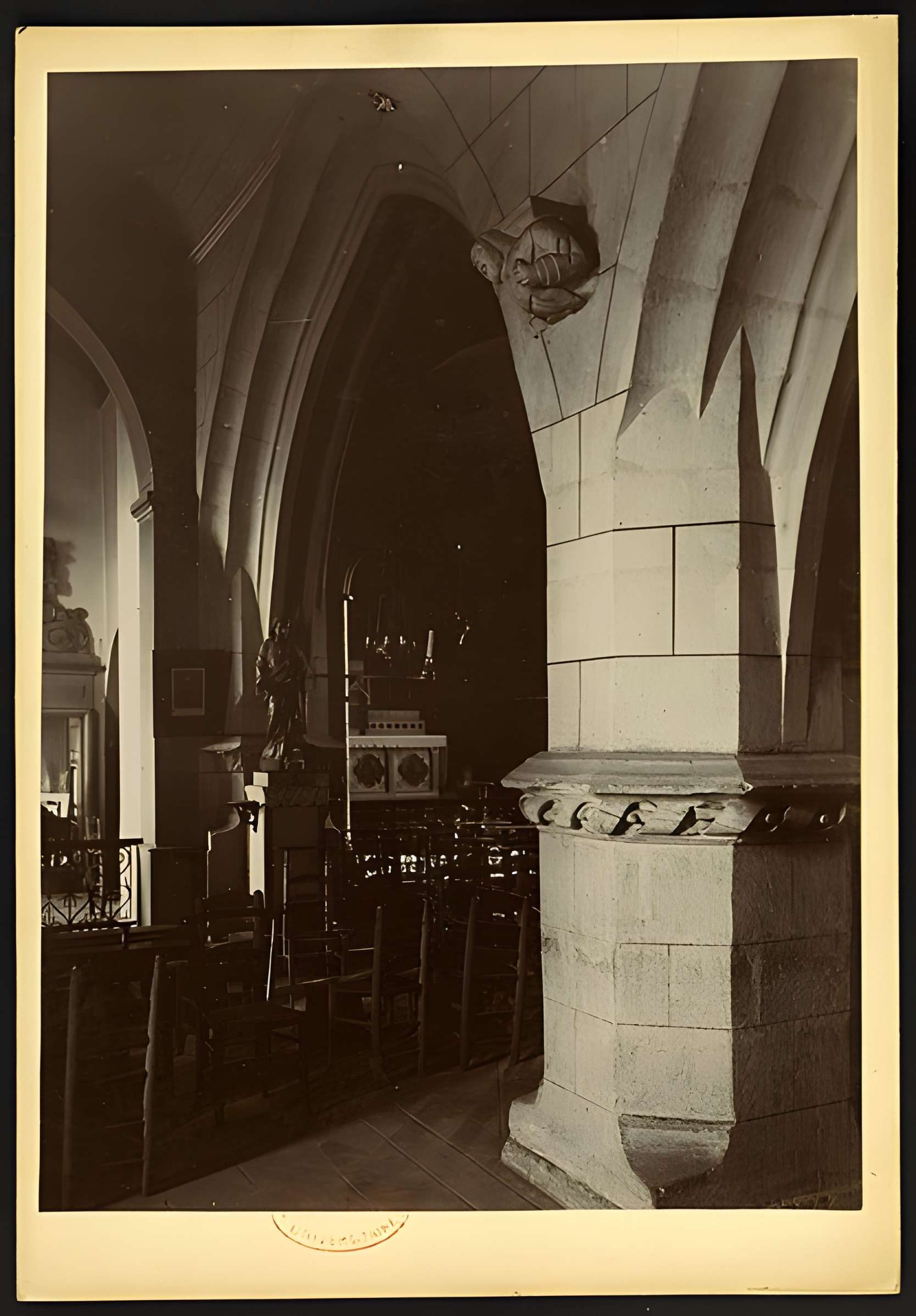 Église Saint-Pierre-ès-Liens de Pujols-sur-Ciron