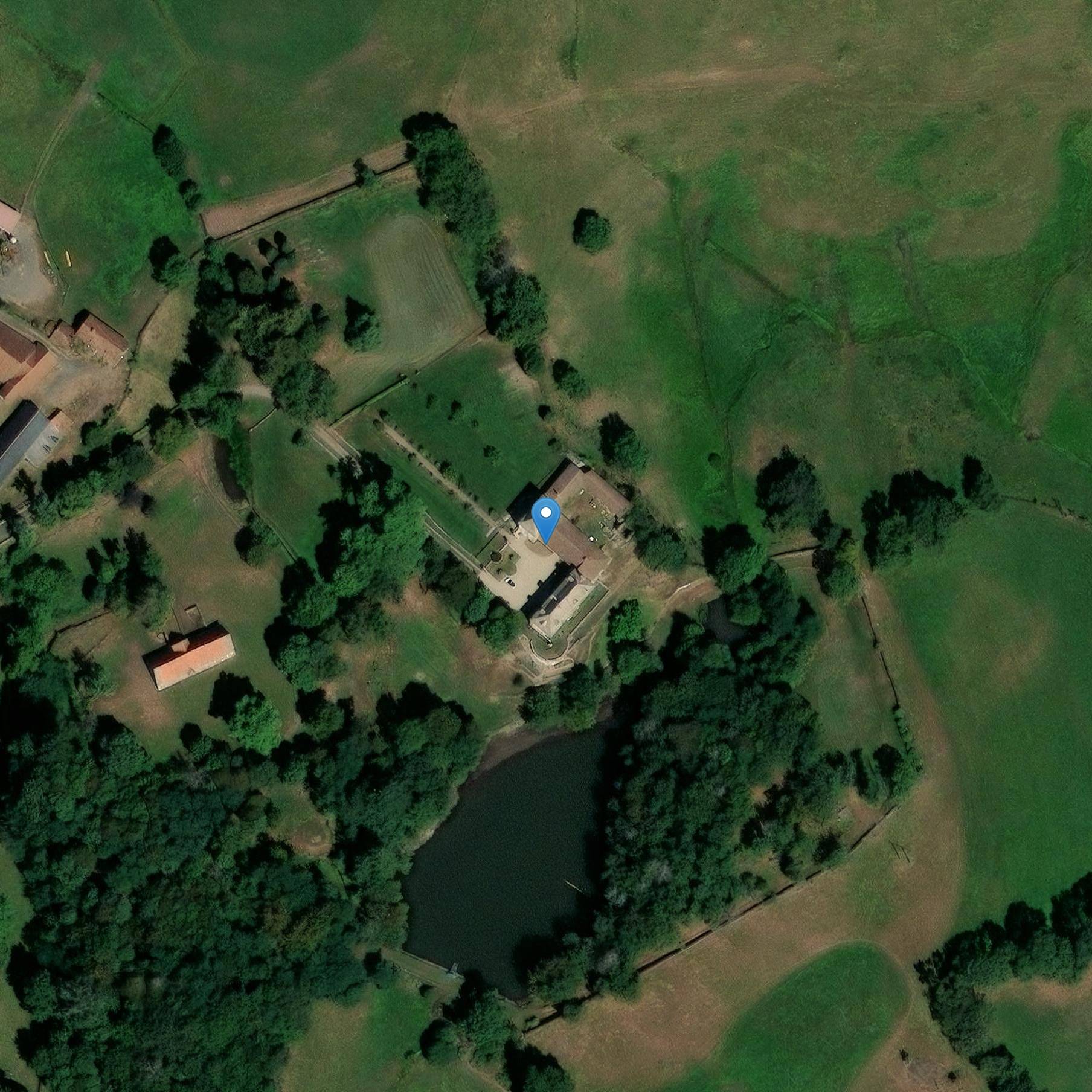 Photo de 诺济耶-苏特罗教会