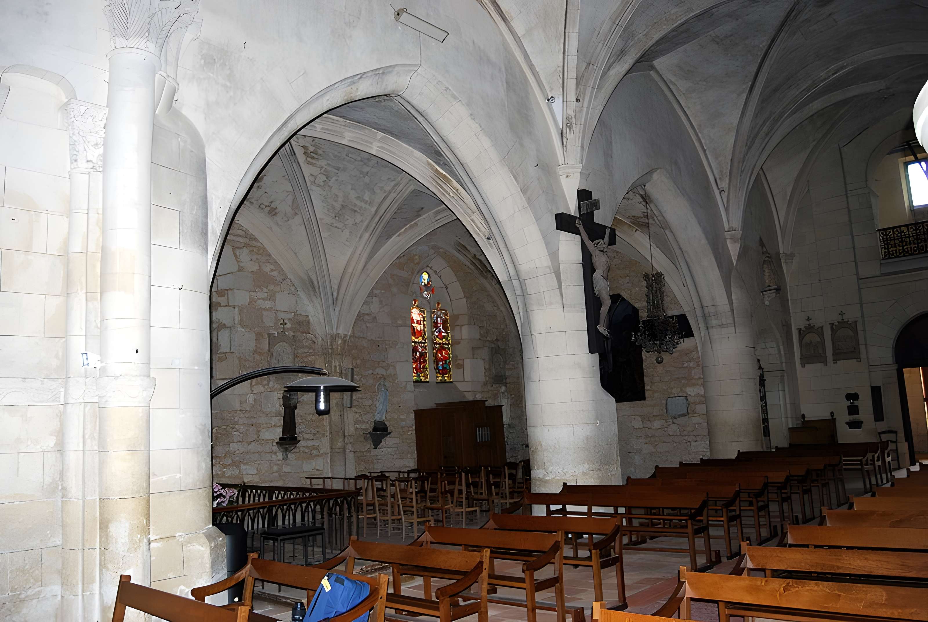Église Saint-Pierre-ès-Liens du Haut-Langoiran