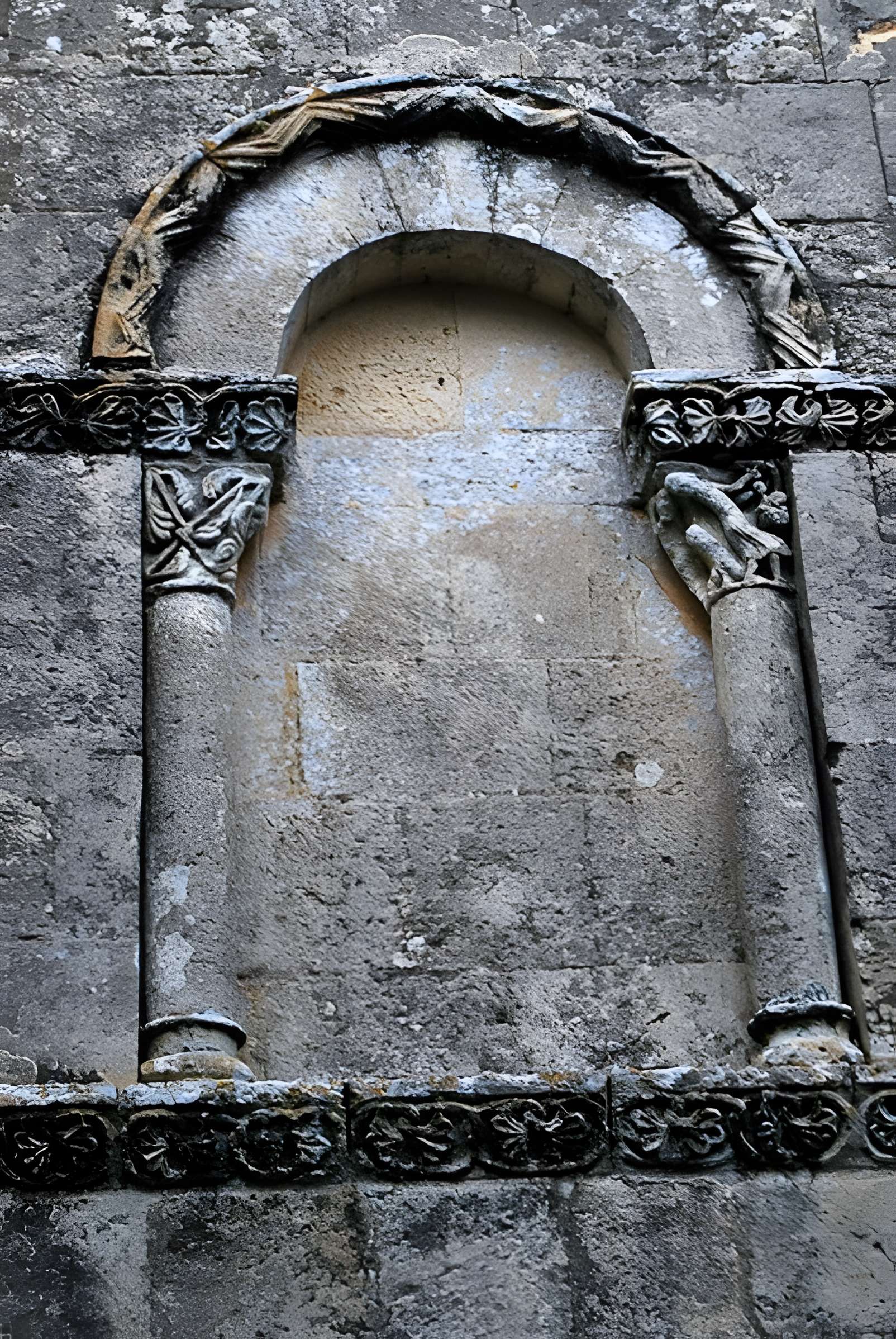 Église Saint-Pierre-ès-Liens du Haut-Langoiran