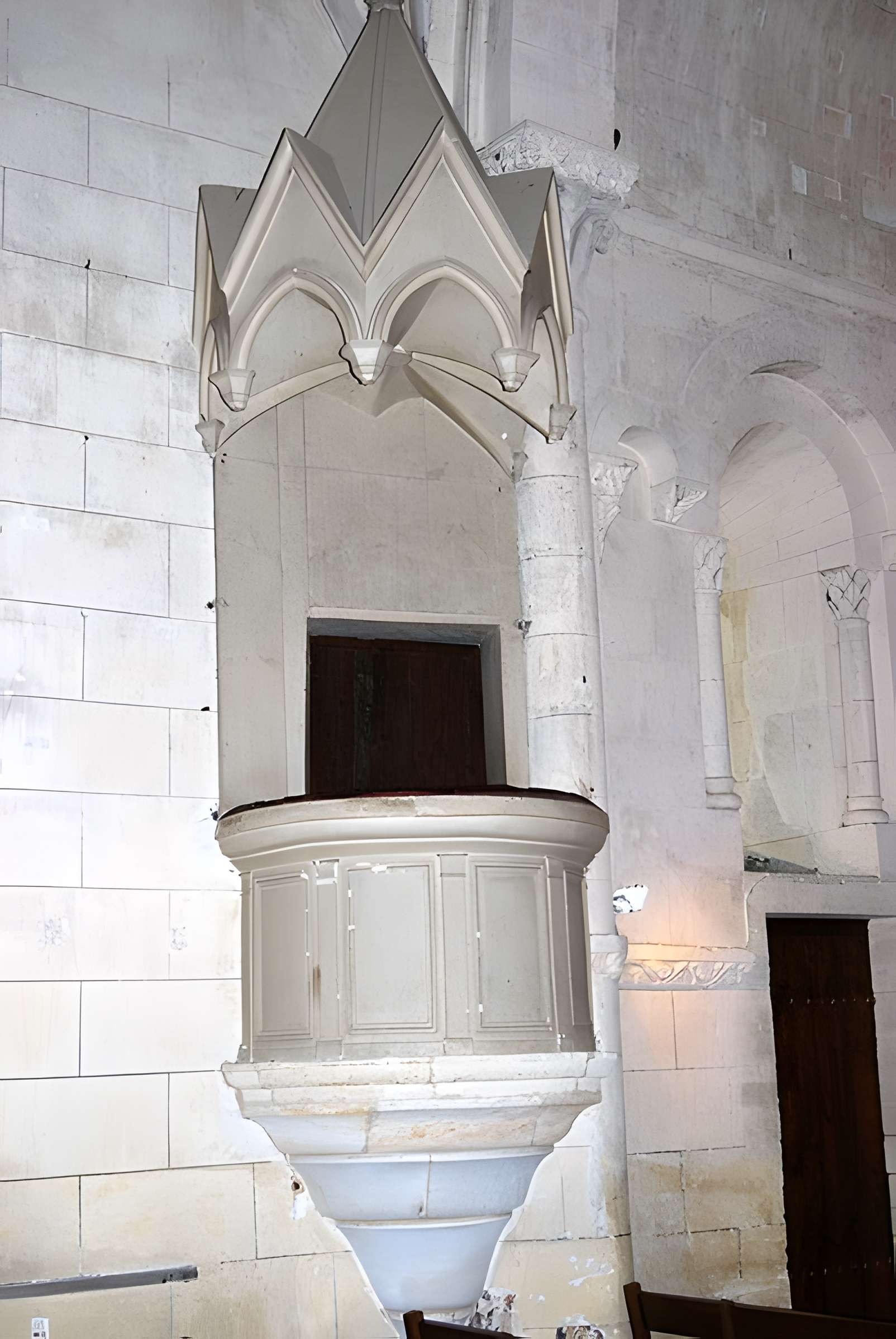 Église Saint-Pierre-ès-Liens du Haut-Langoiran