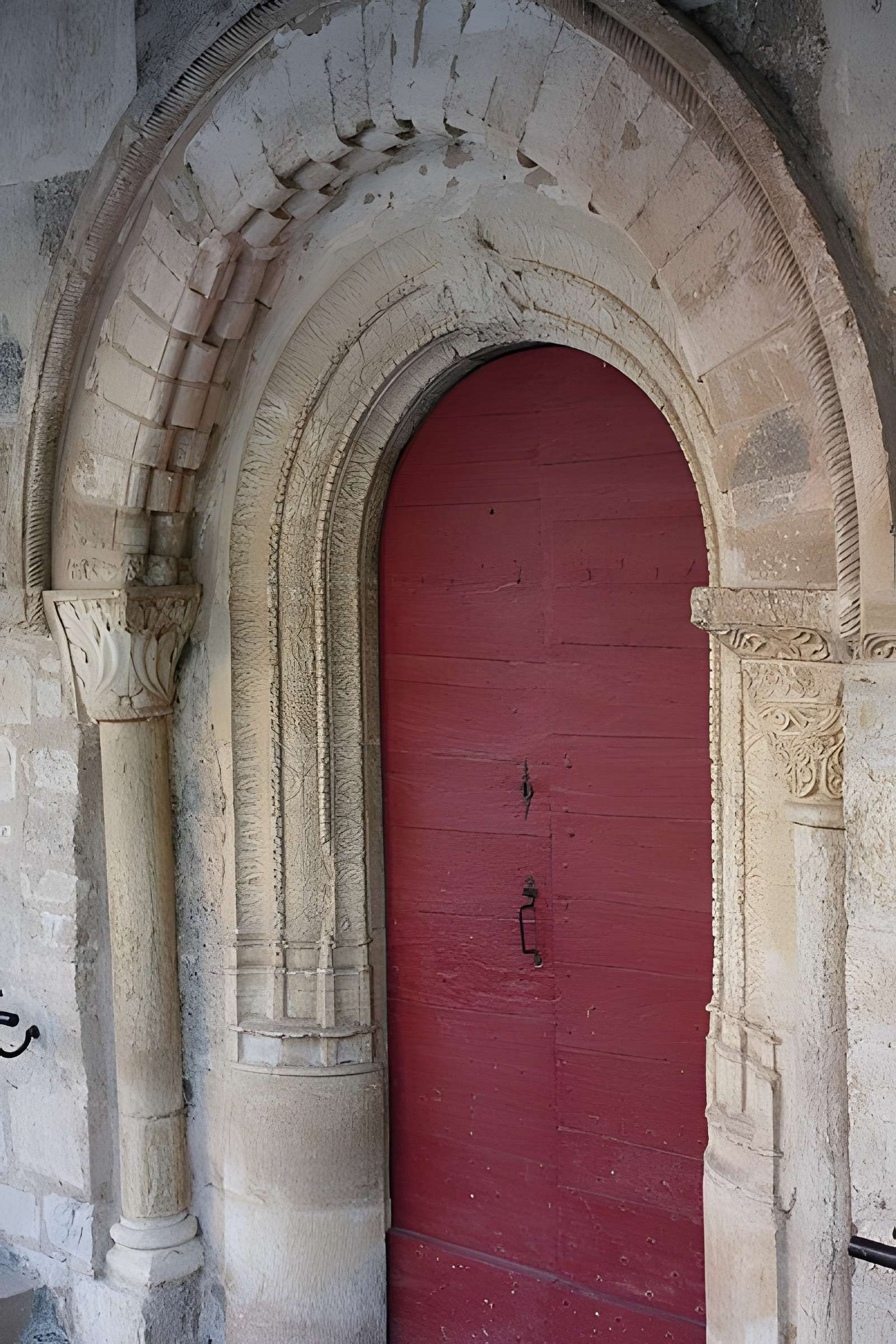 Église Saint-Pierre-et-Saint-Paul de Caillac