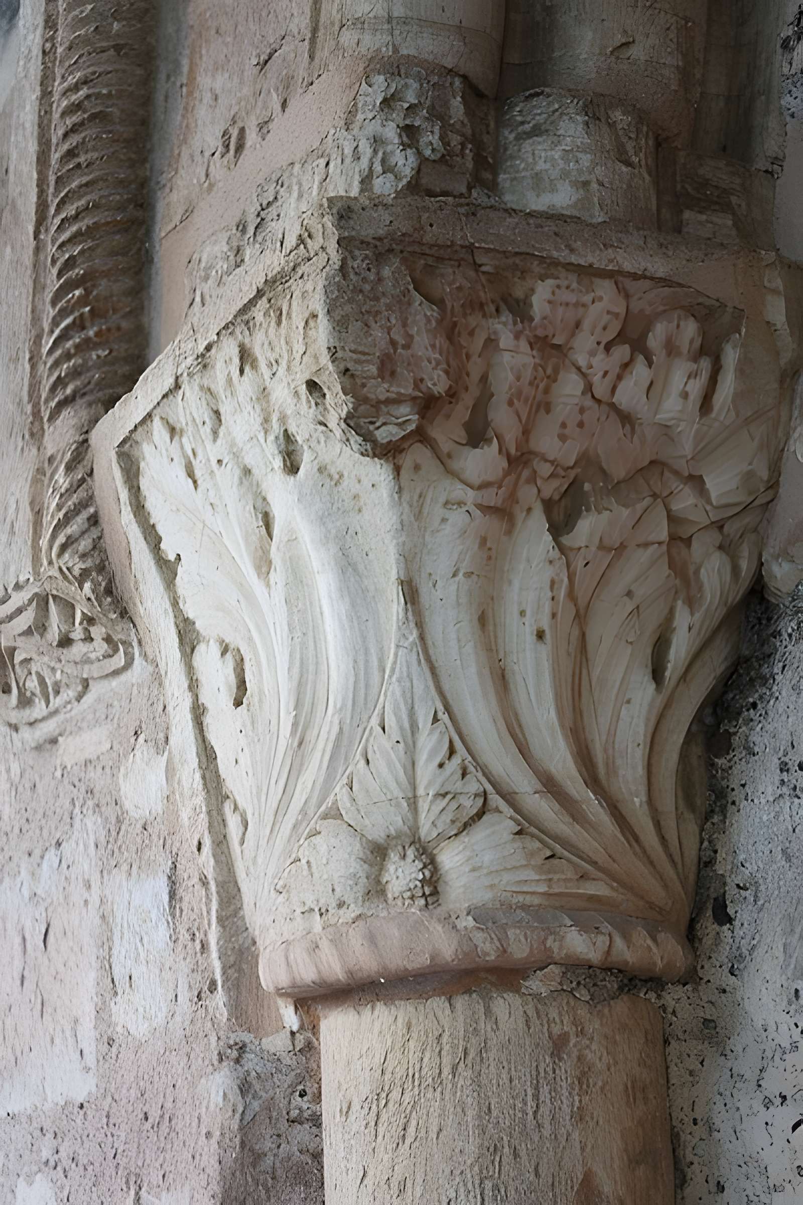 Église Saint-Pierre-et-Saint-Paul de Caillac