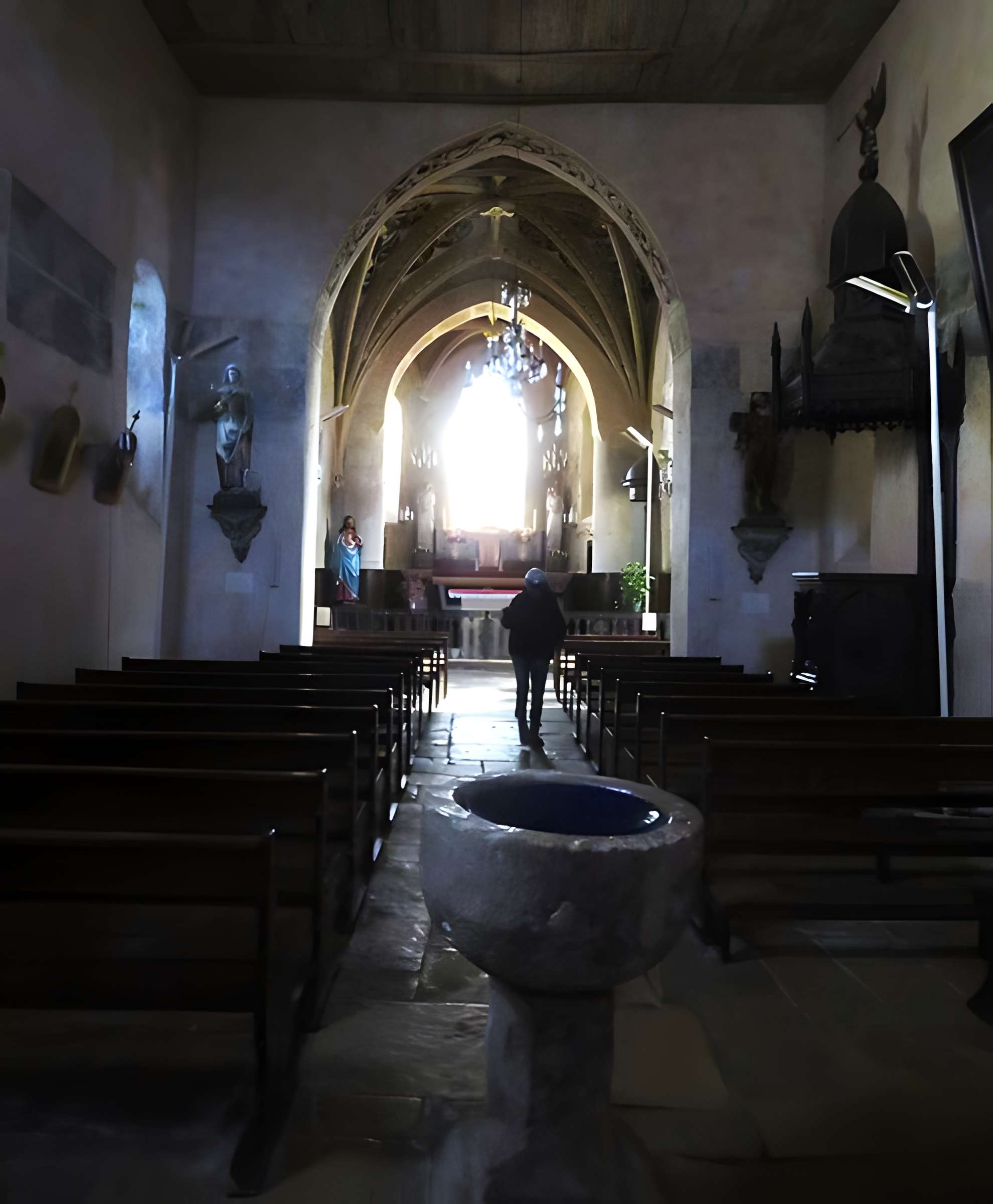 Église Saint-Pierre-et-Saint-Paul de Caillac