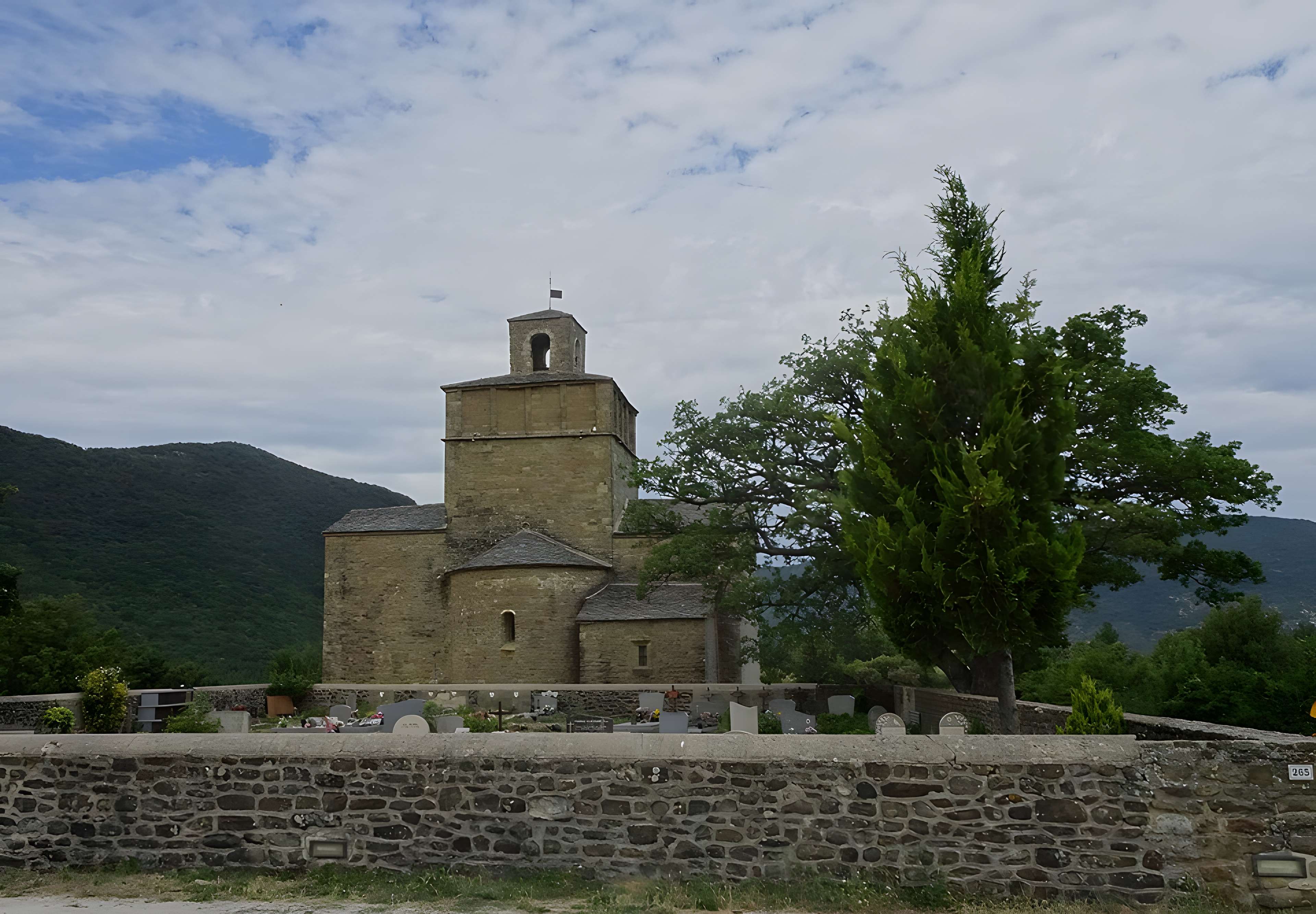 Église Saint-Pierre-et-Saint-Paul de Comps