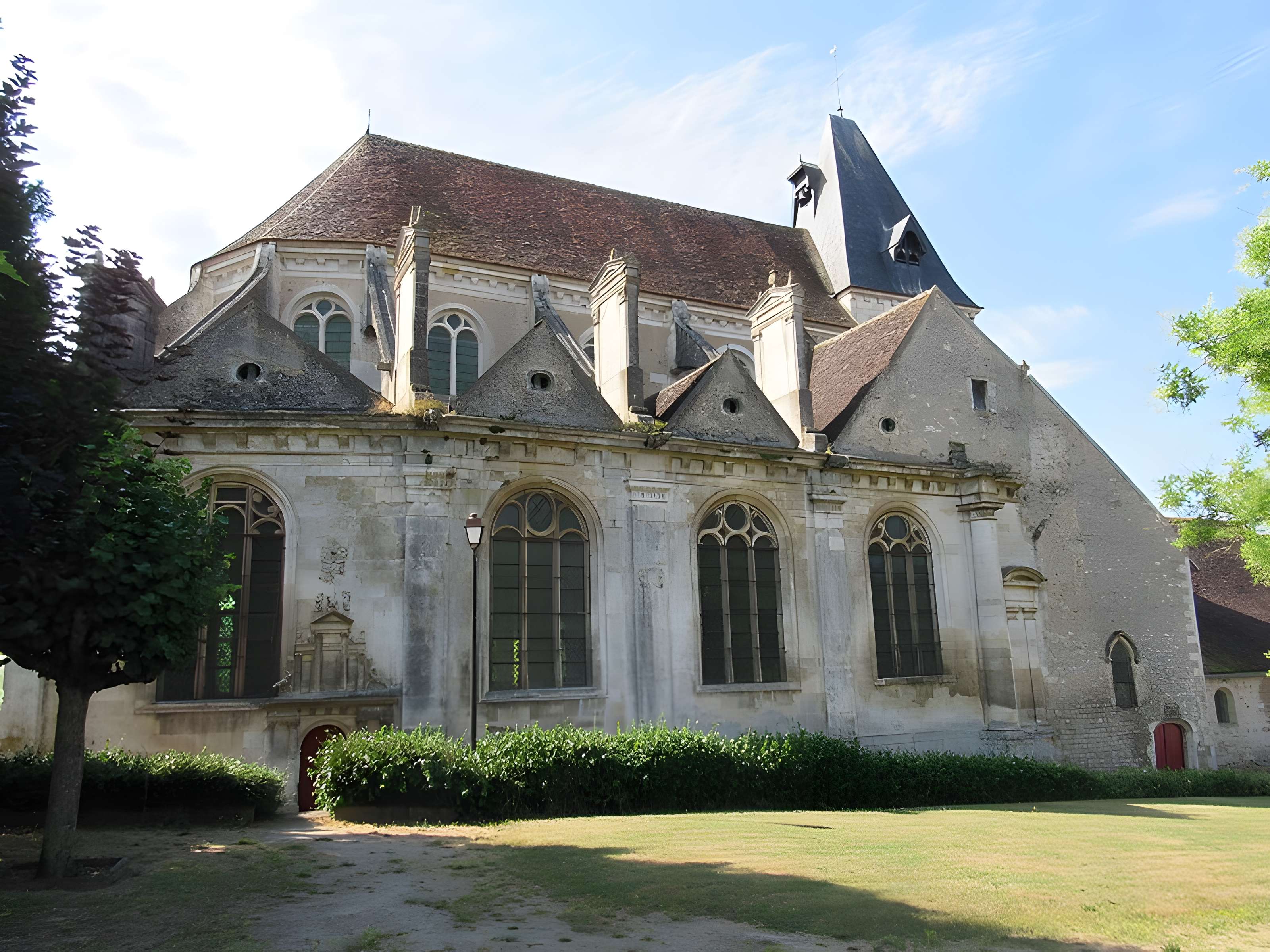Église Saint-Pierre-et-Saint-Paul de Ligny-le-Châtel