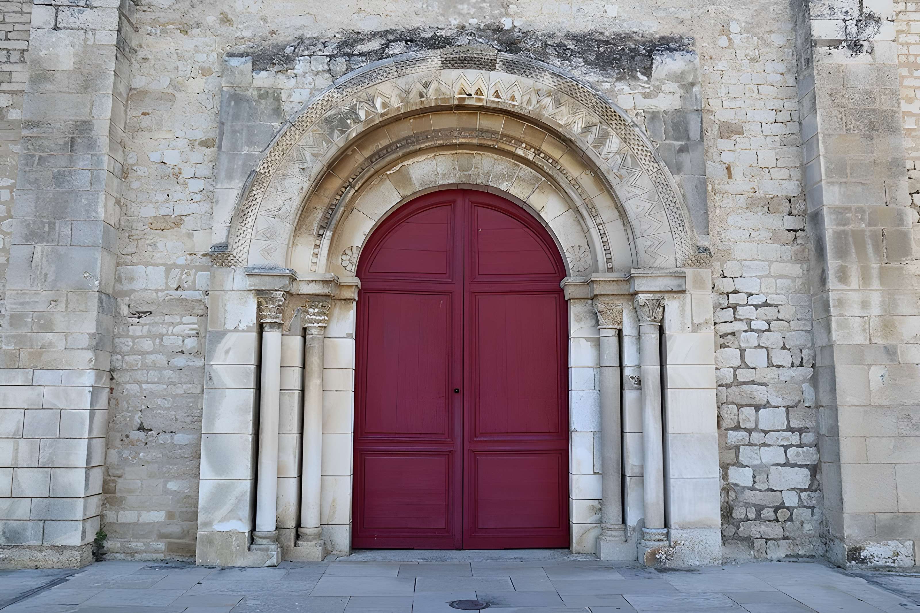 Église Saint-Pierre-et-Saint-Paul de Ligny-le-Châtel