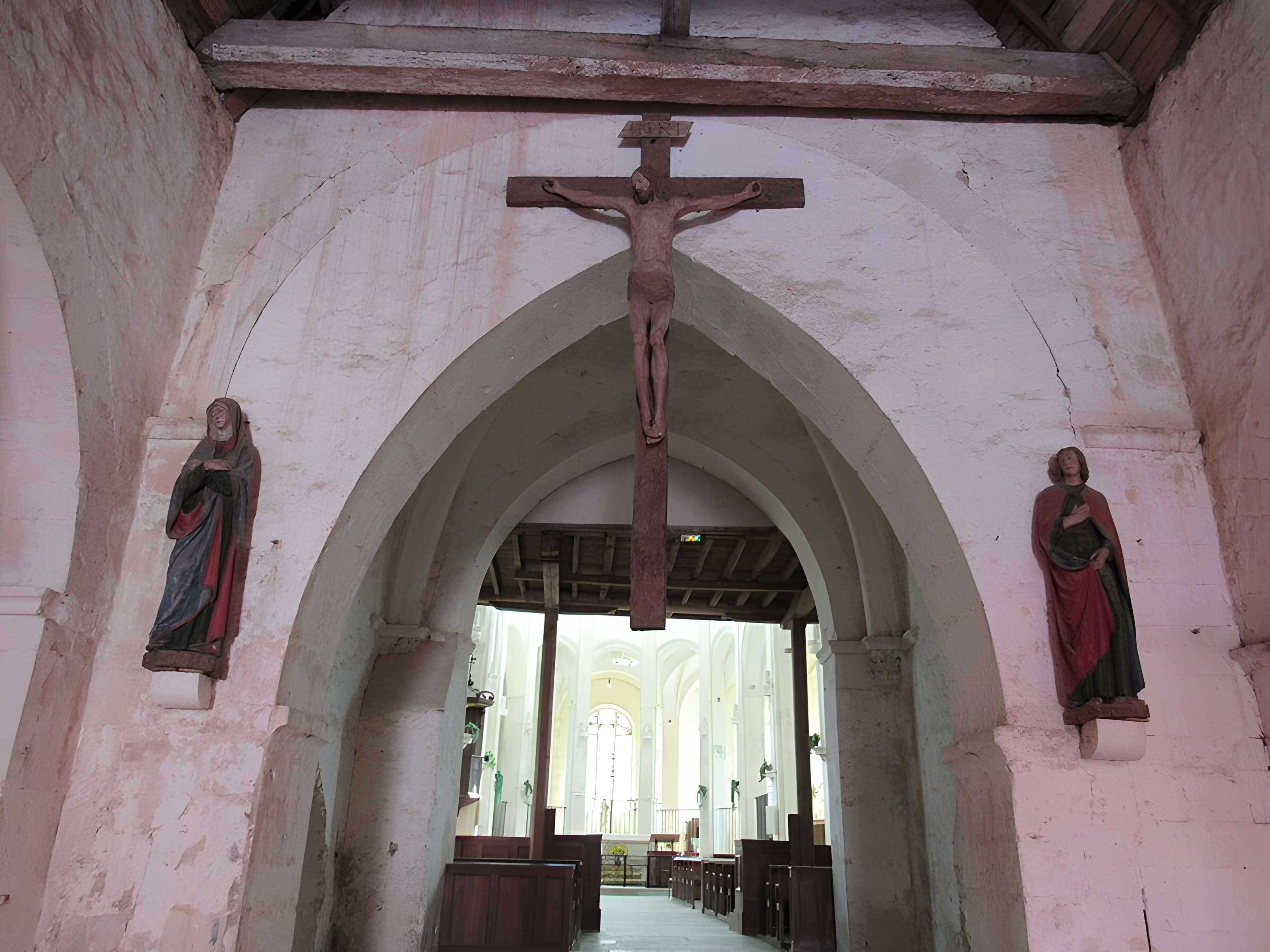 Église Saint-Pierre-et-Saint-Paul de Ligny-le-Châtel