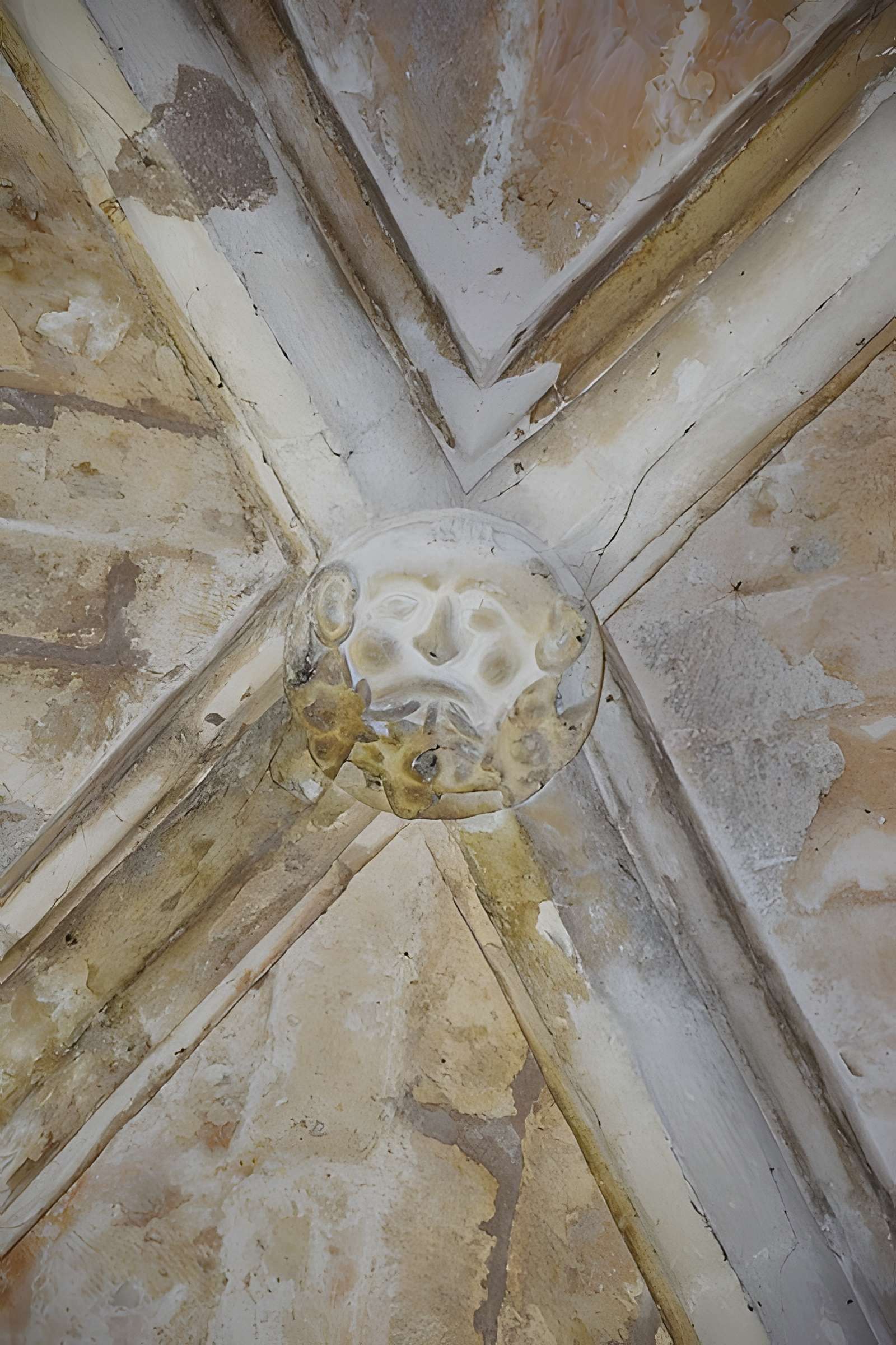 Église Saint-Pierre-et-Saint-Paul de Mons-en-Laonnois