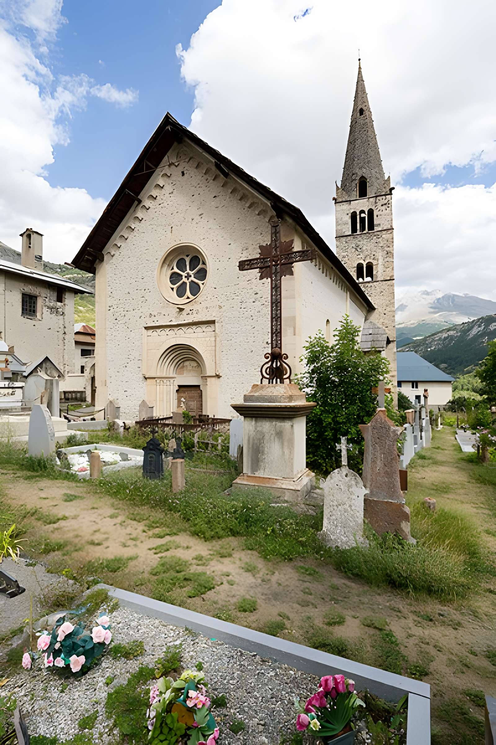 Église Saint-Pierre-et-Saint-Paul de Saint-Paul-sur-Ubaye