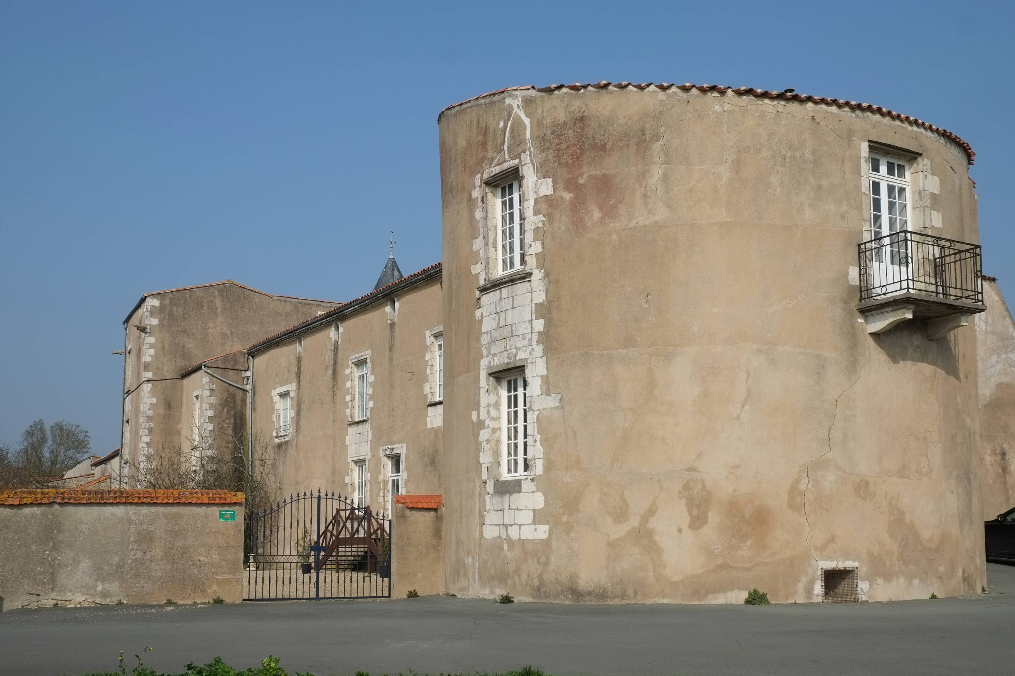 Photo de シャトー・デ・シャルロン