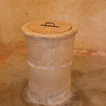 Église Saint-Pierre-et-Saint-Paul de Sourzac