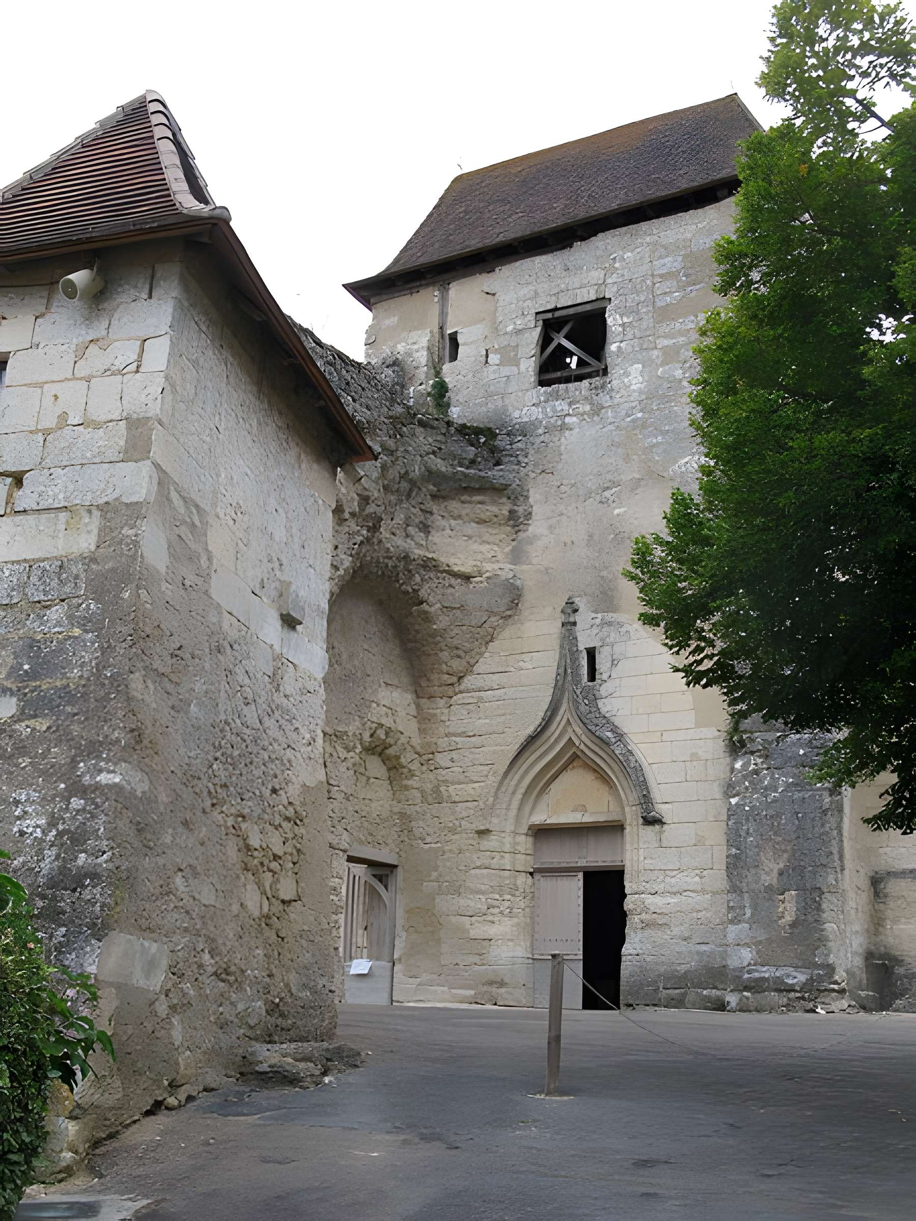 Église Saint-Pierre-et-Saint-Paul de Sourzac