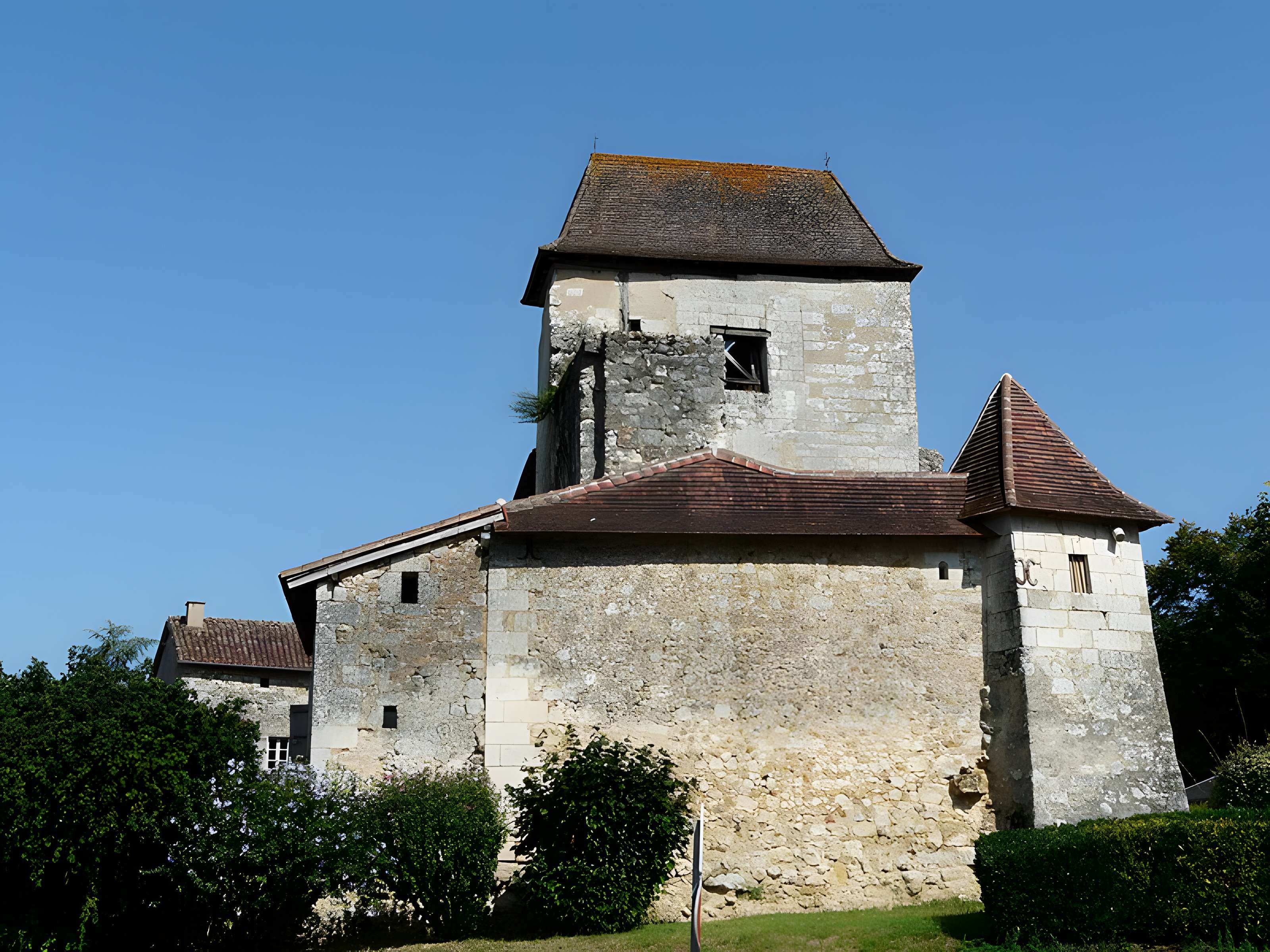 Église Saint-Pierre-et-Saint-Paul de Sourzac