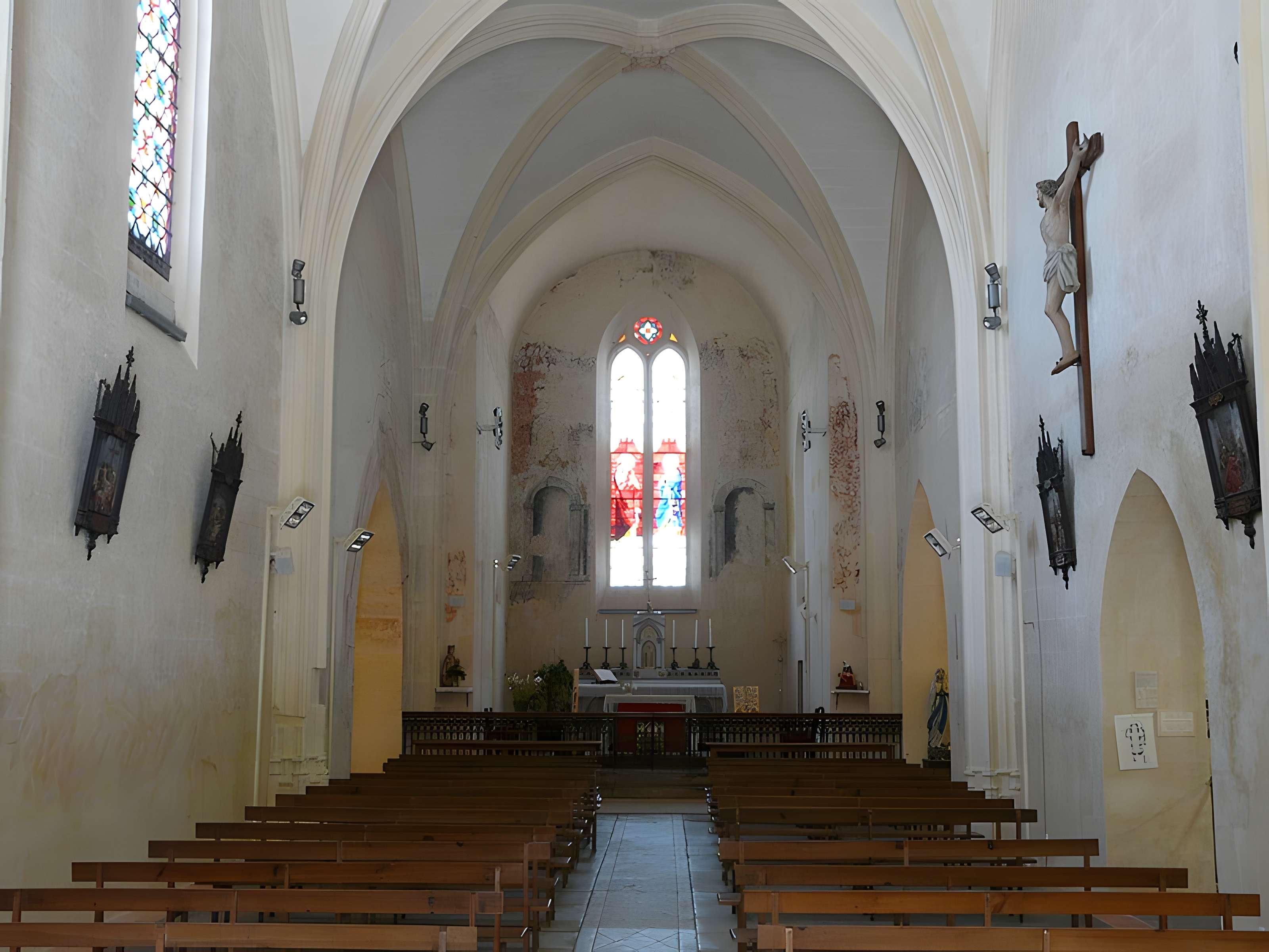 Église Saint-Pierre-et-Saint-Paul de Sourzac