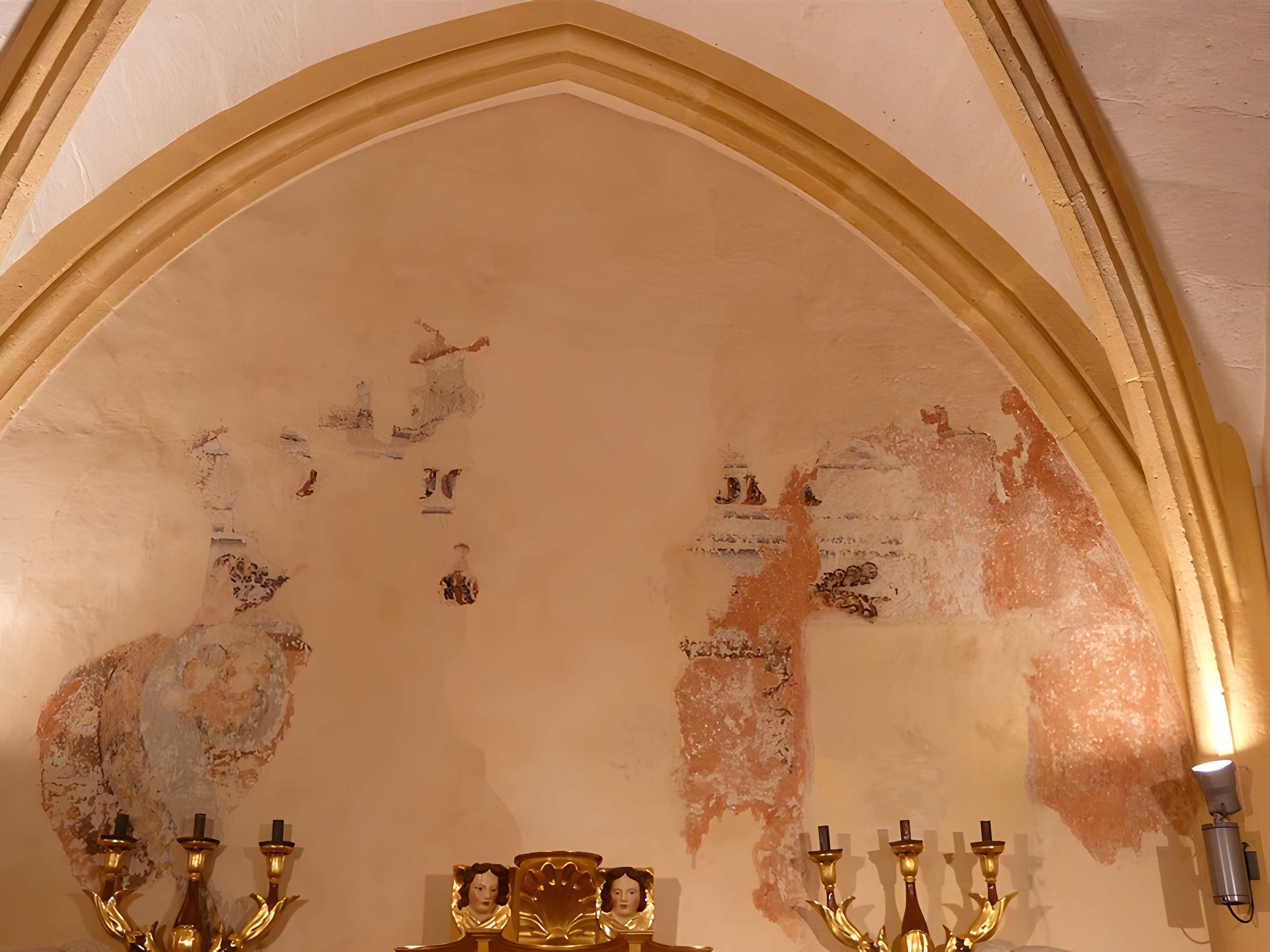 Église Saint-Pierre-et-Saint-Paul de Sourzac