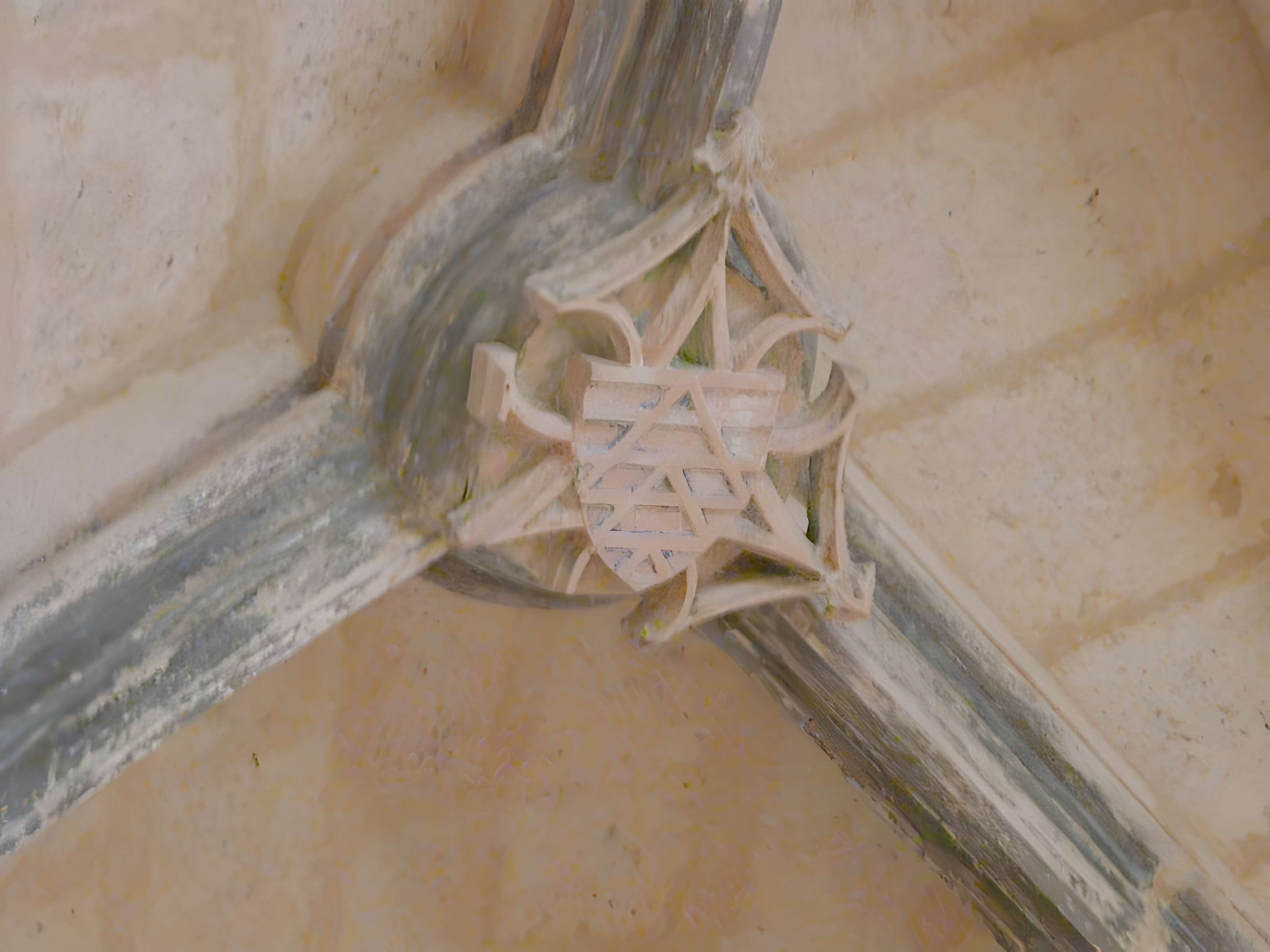 Église Saint-Pierre-et-Saint-Paul de Sourzac