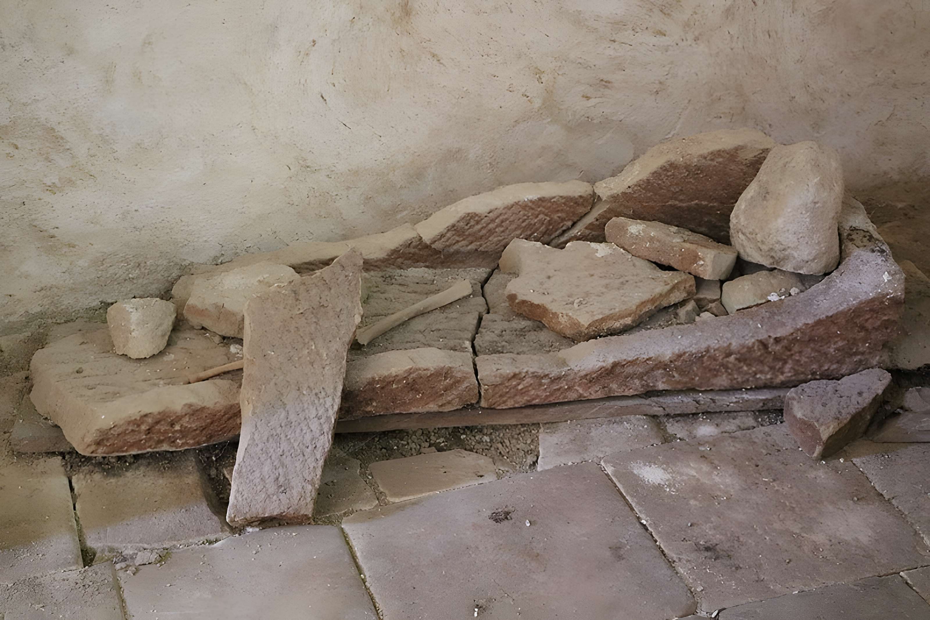 Église Saint-Pierre-et-Saint-Paul de Toulongergues