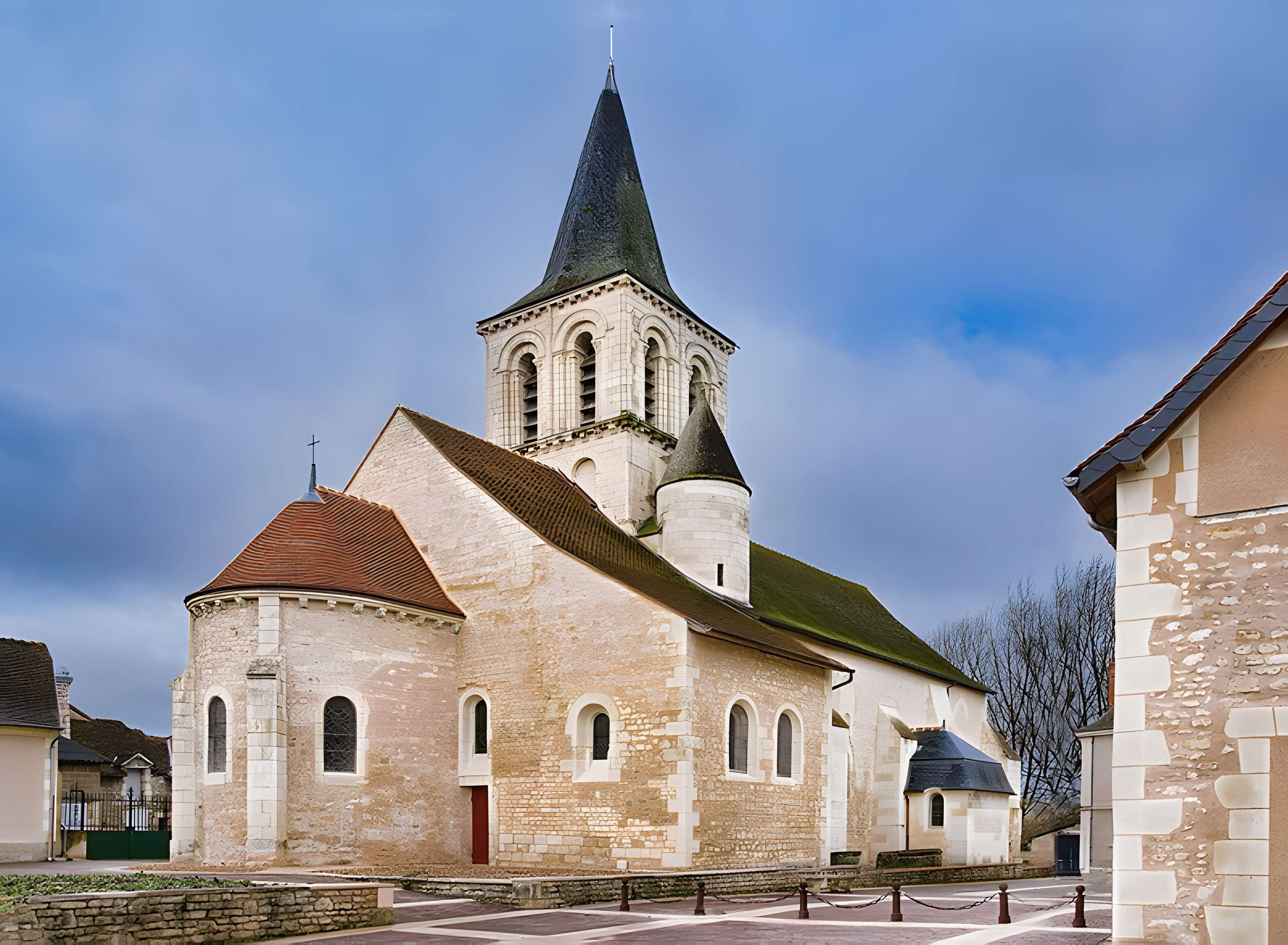 Église Saint-Pierre-et-Saint-Paul d'Ingrandes-sur-Vienne
