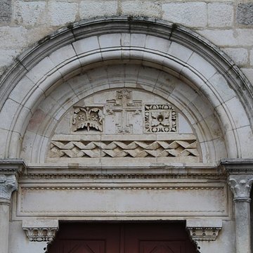 Église Saint-Pierre-Saint-Paul de Versailleux