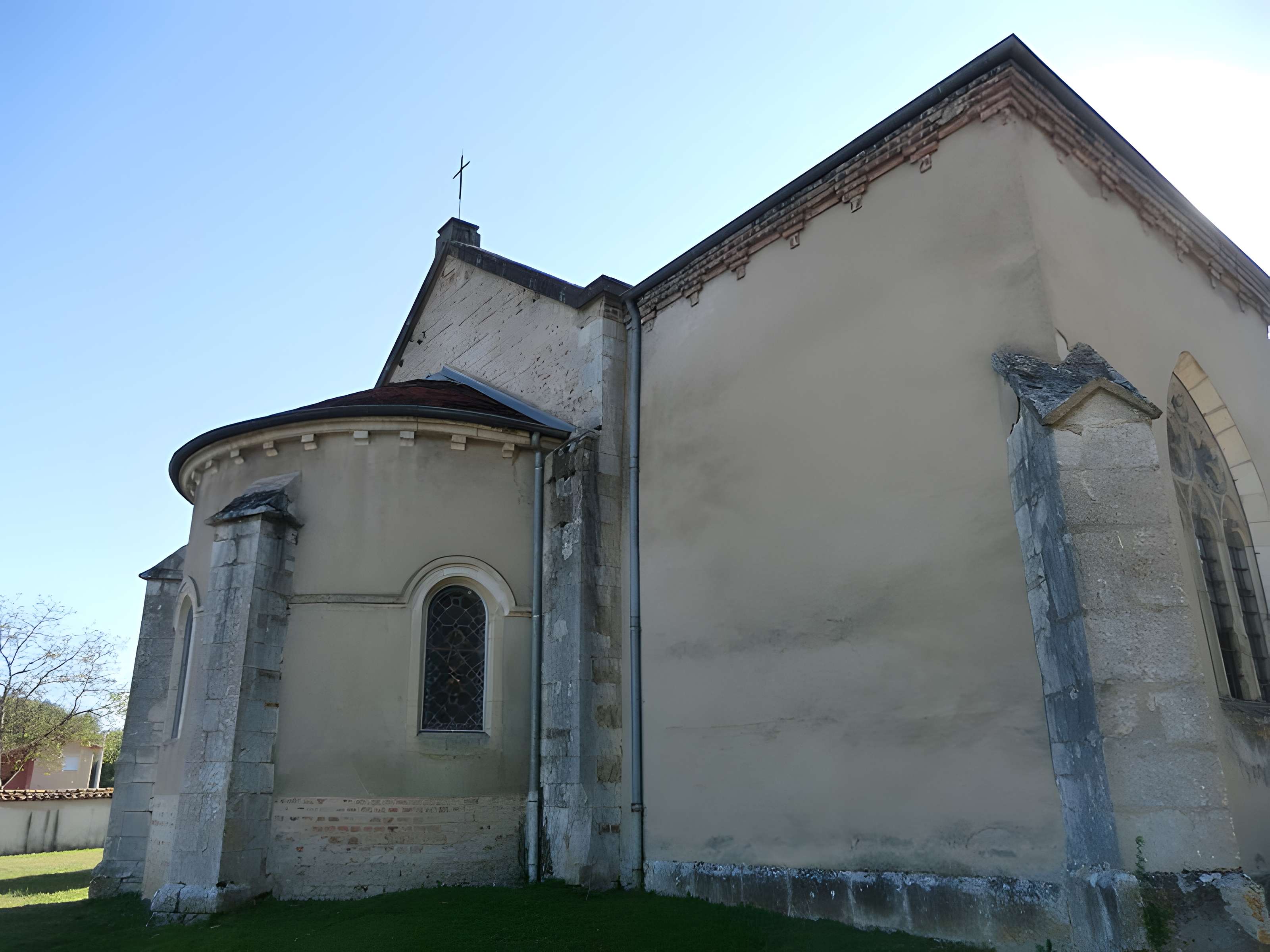 Église Saint-Pierre-Saint-Paul de Versailleux